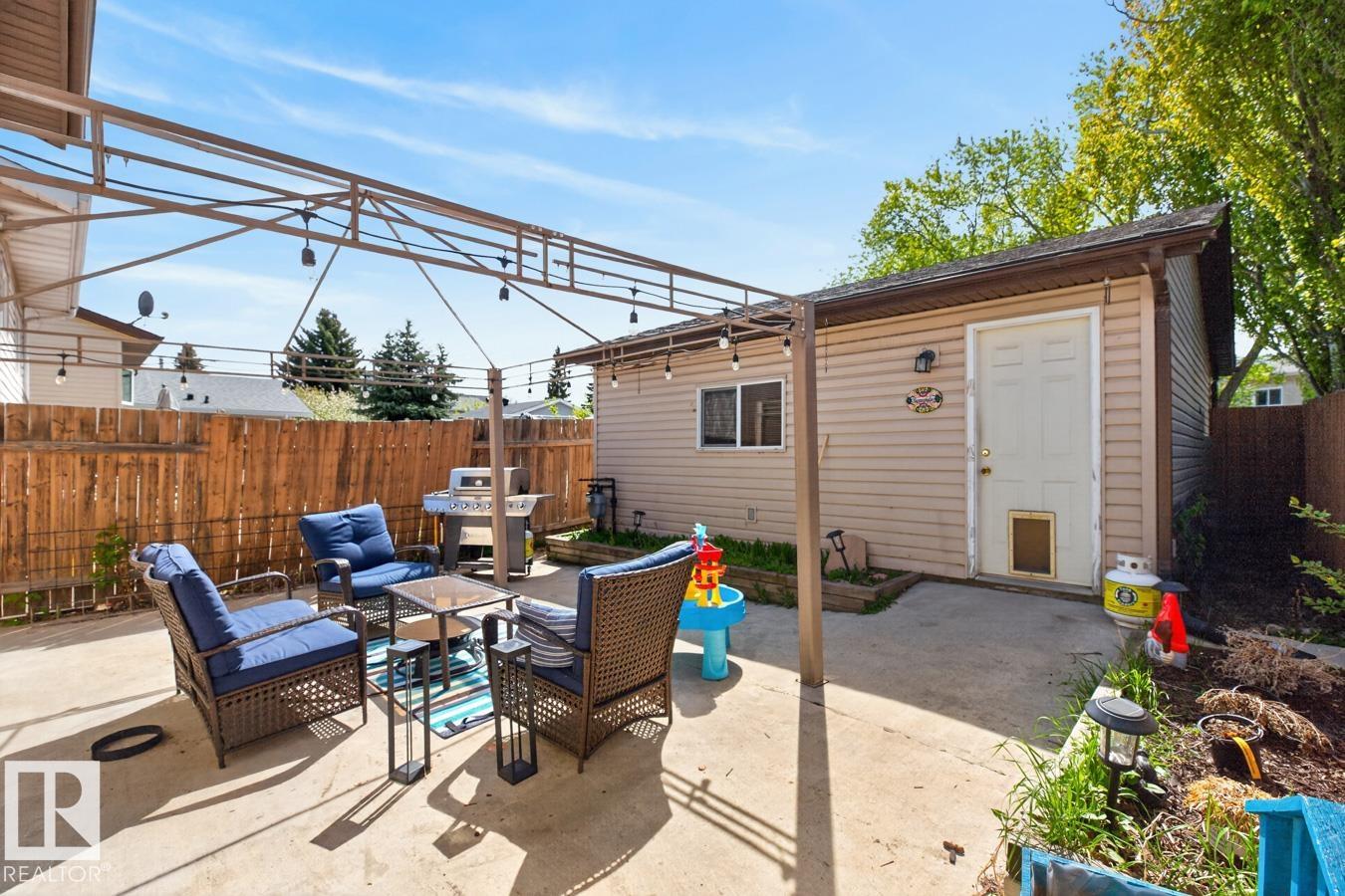 Photo 22 at 18655 61 Avenue NW, Jamieson Place, Edmonton