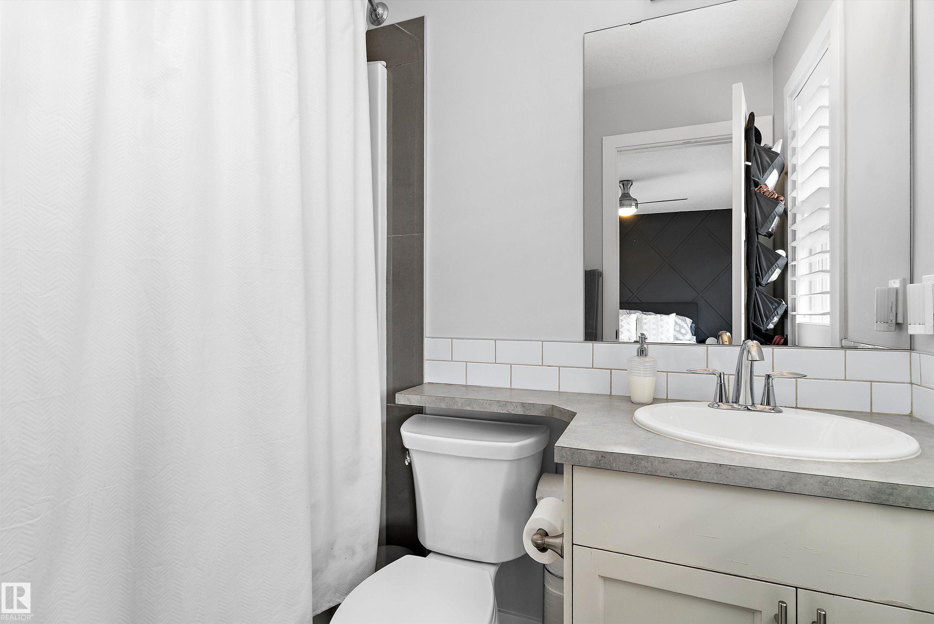 Photo 16 at 6904 Cardinal Wynd SW, Chappelle Area, Edmonton
