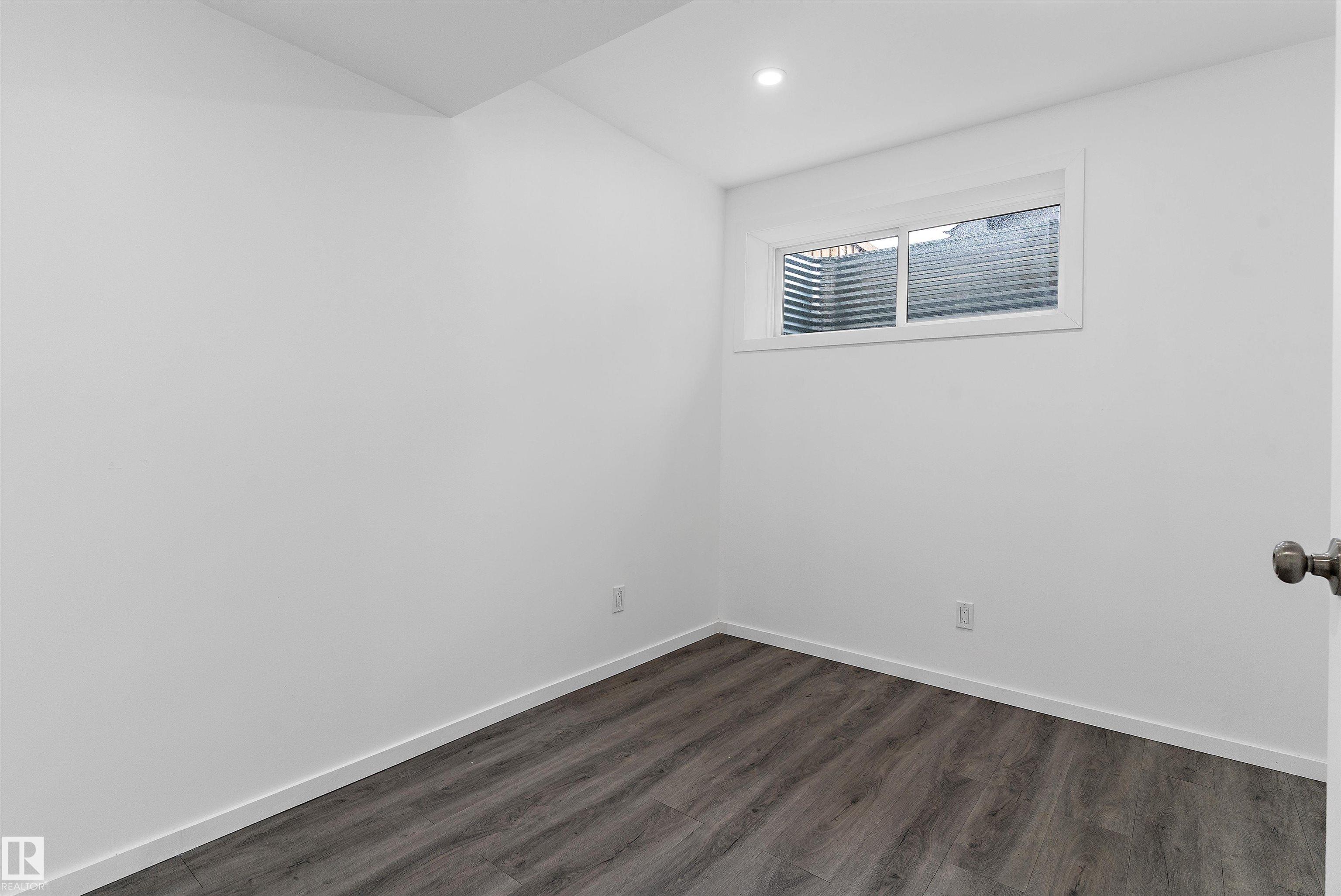 Photo 27 at 6904 Cardinal Wynd SW, Chappelle Area, Edmonton