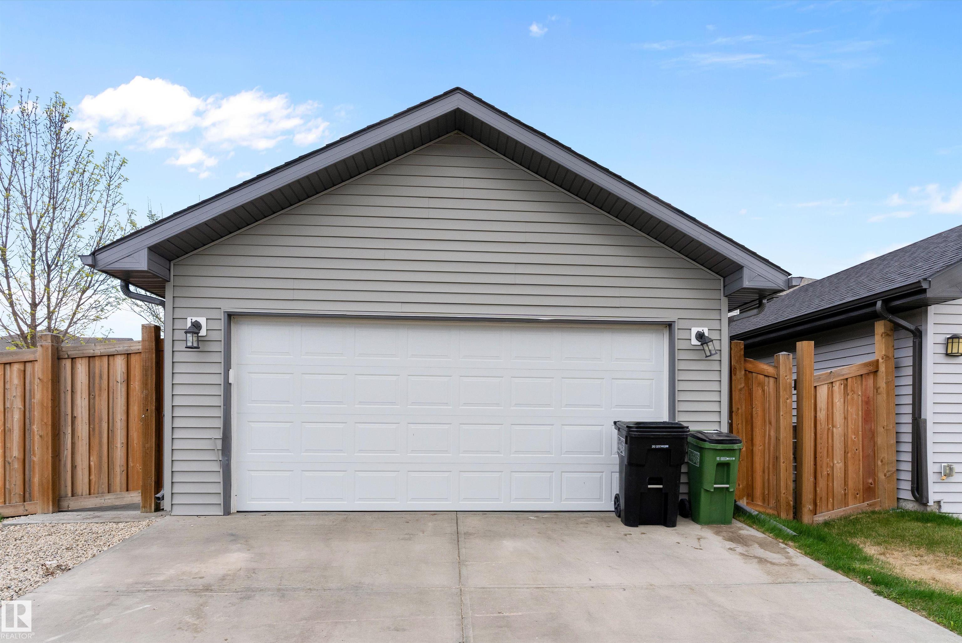 Photo 38 at 6904 Cardinal Wynd SW, Chappelle Area, Edmonton