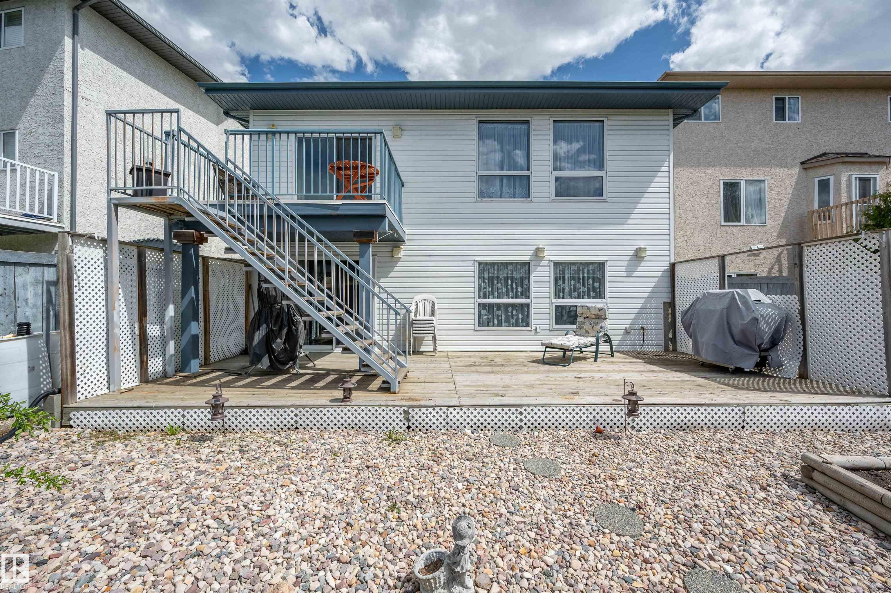 https://zimg.paragon.ice.com/ParagonImages/Property/PM/RAE/225402505/50/0/0/ef21b8aa623addeb2f77c02ddd449fb4/1/c54ebc720a6242cf60fa1bbf2af9cb40/225402505-01582c06-f3f7-4852-ab72-cb495efbf239.JPG