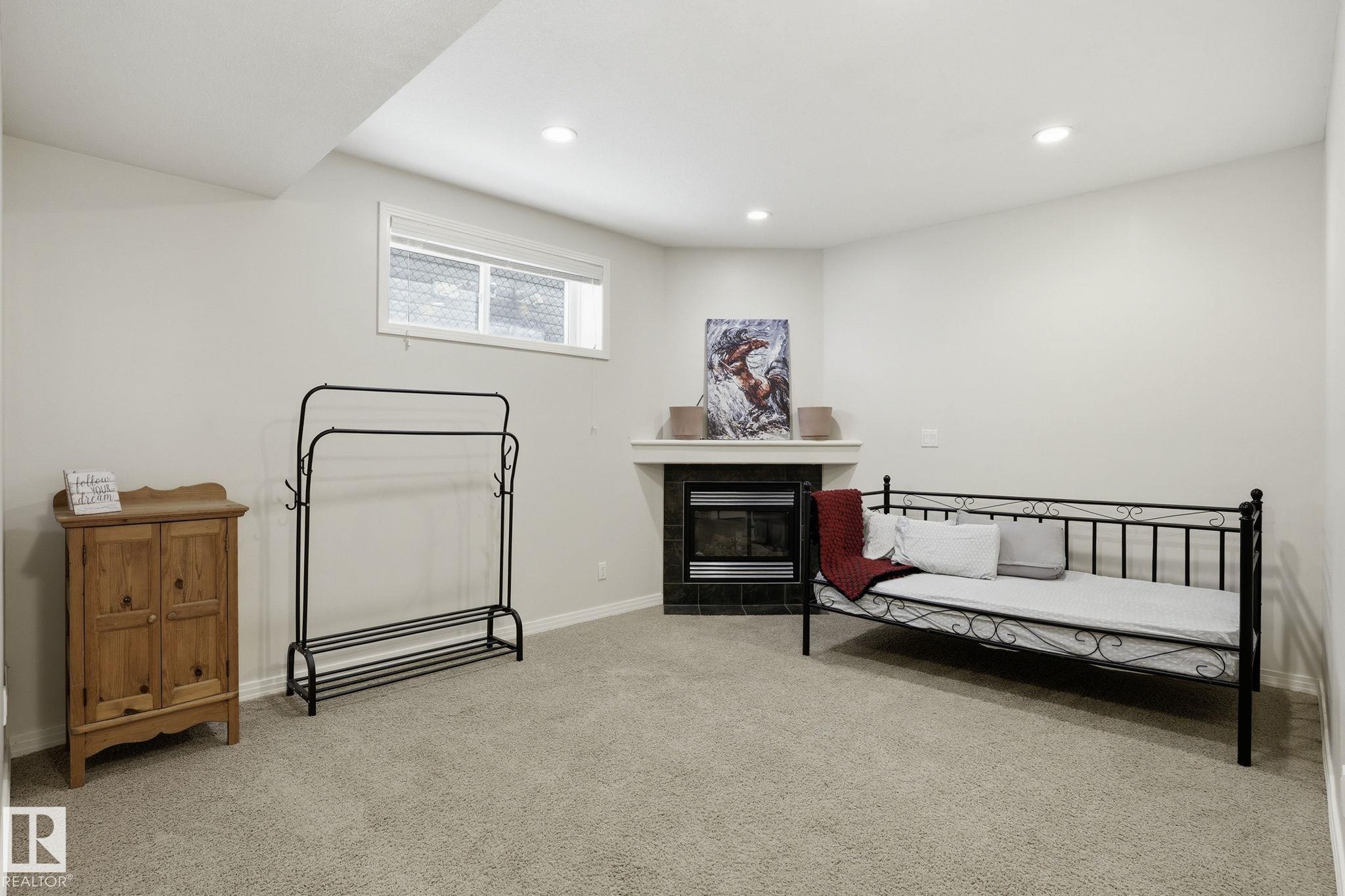 Photo 38 at 10 Rockwell Close, South Fort, Fort Saskatchewan