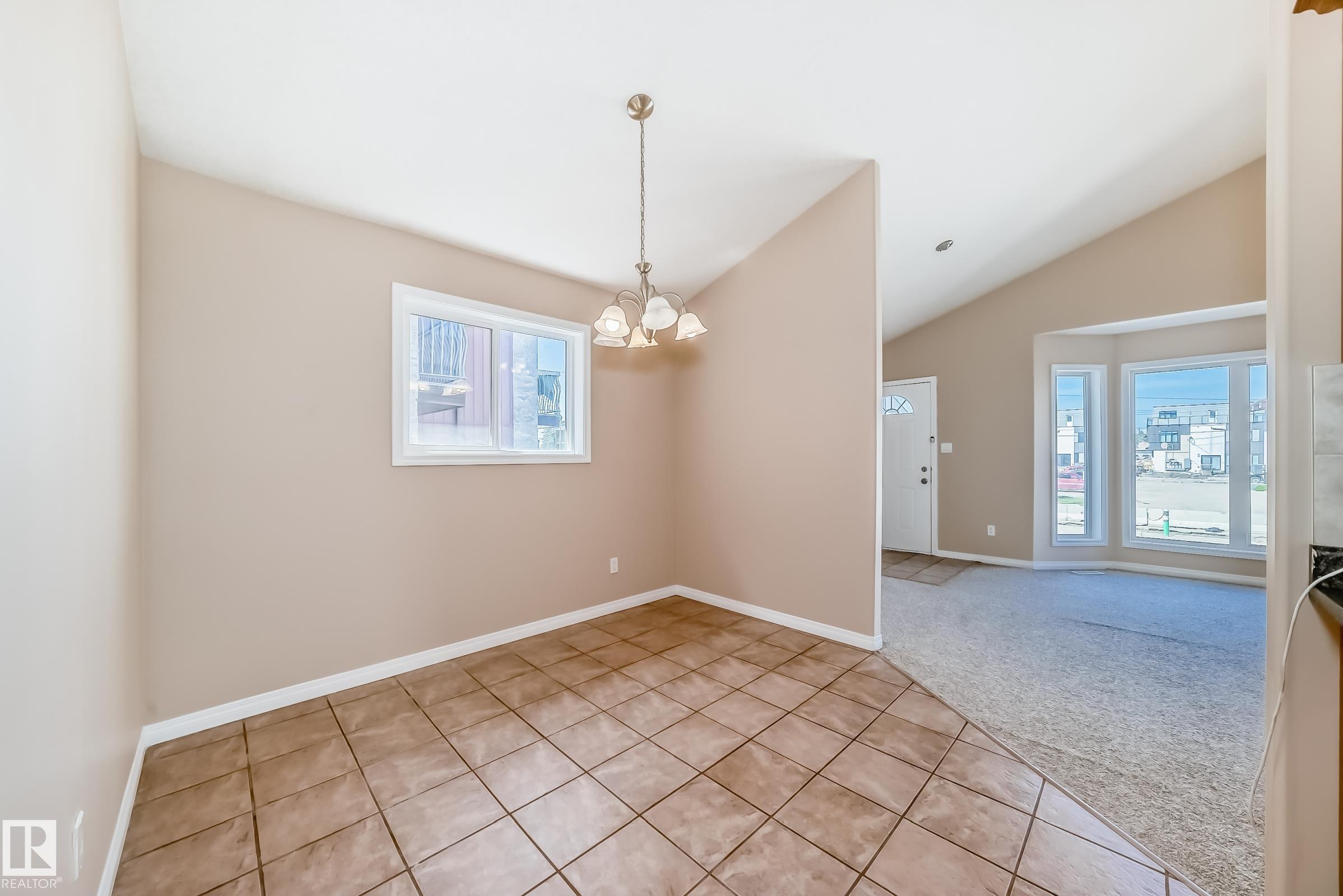 Photo 8 at 9825 156 Street NW, West Jasper Place, Edmonton