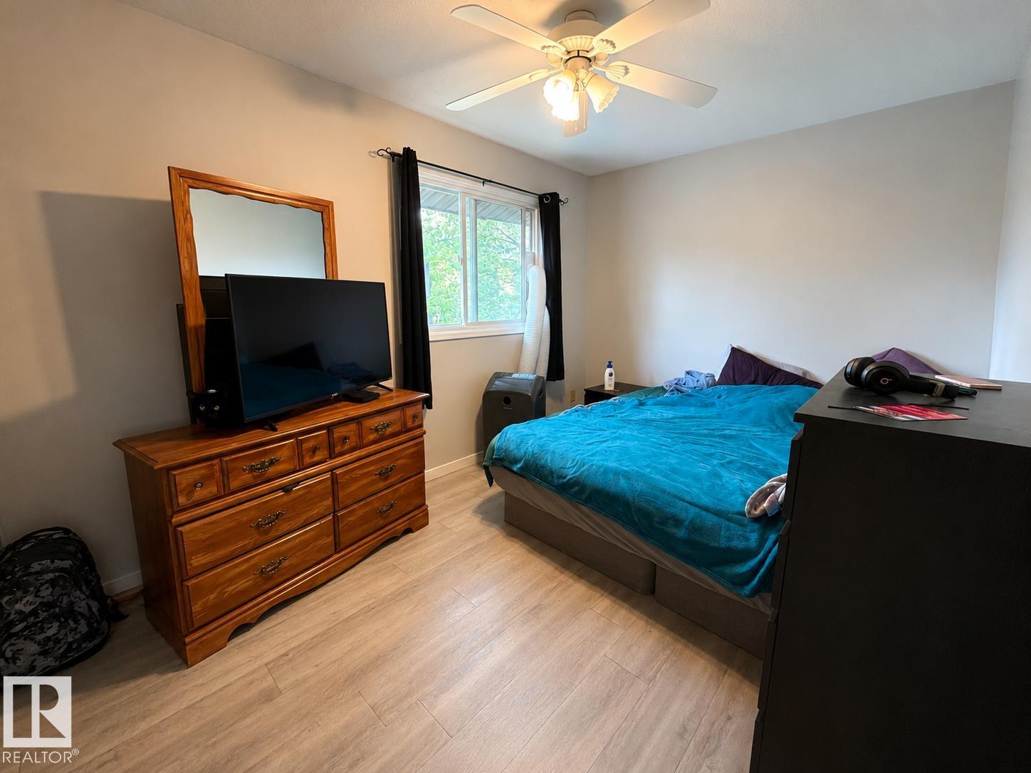 Picture for 133 WOODSTOCK NW