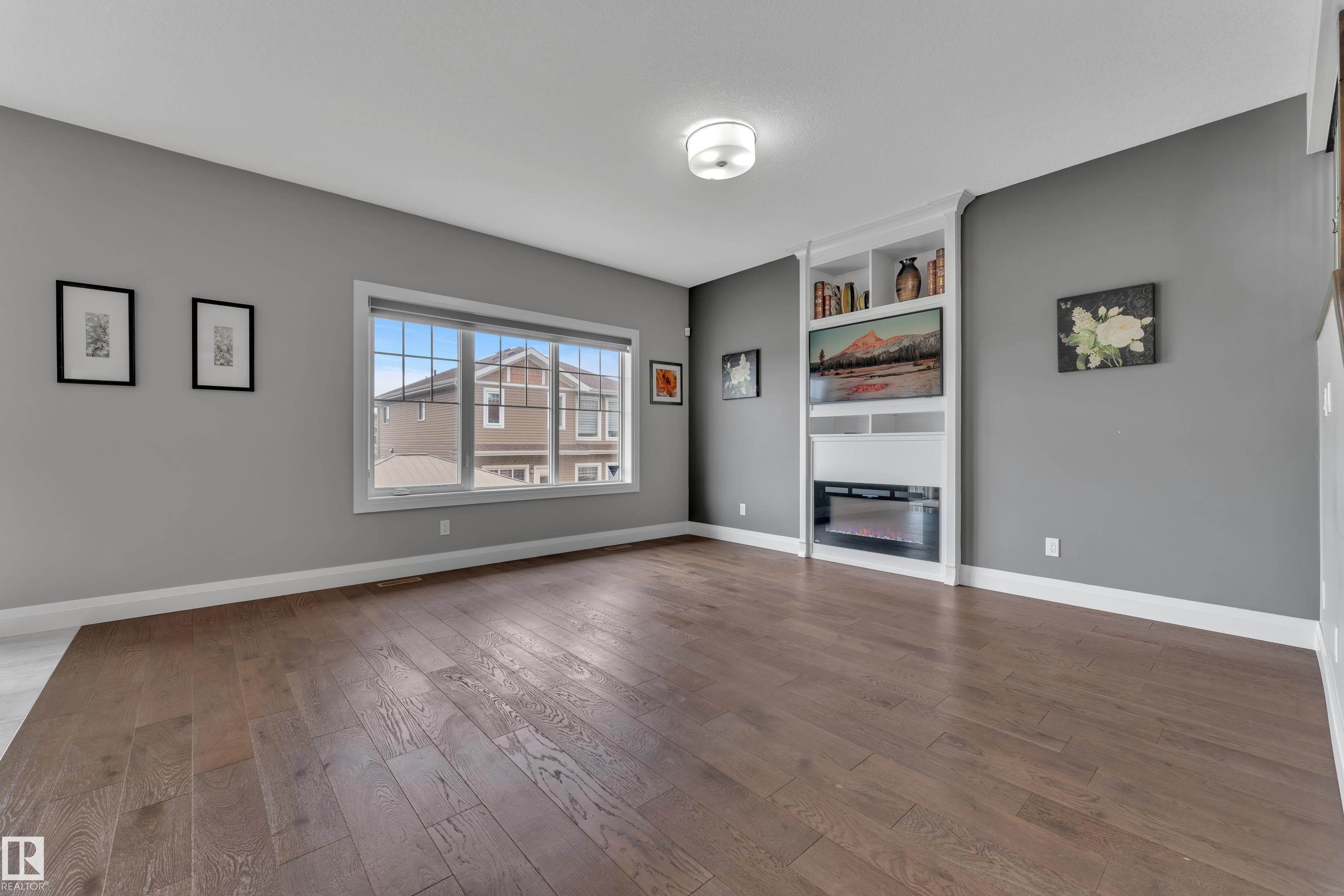 Photo 13 at 4902 38 Street, Forest Heights, Beaumont