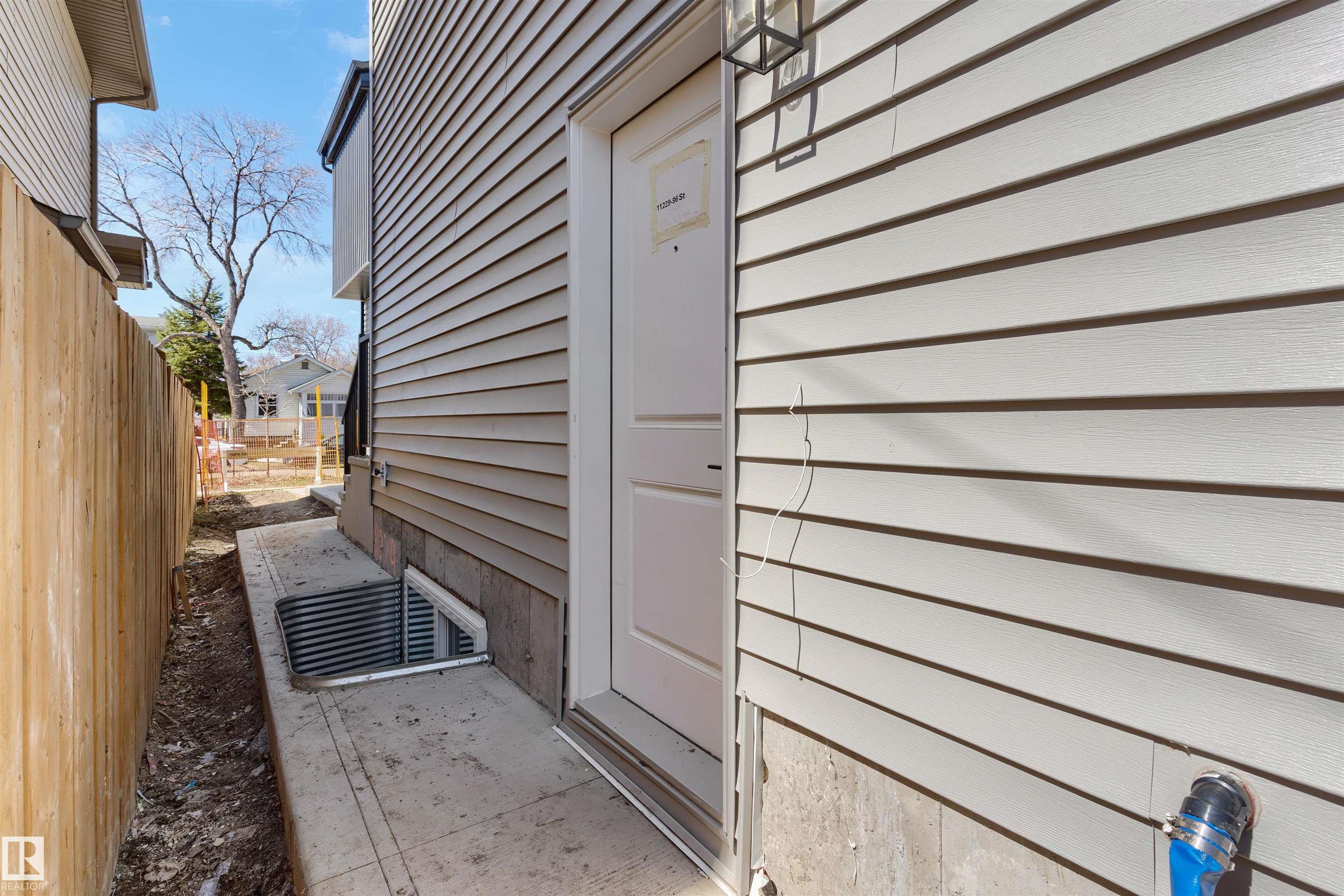 https://zimg.paragon.ice.com/ParagonImages/Property/PM/RAE/225402519/33/0/0/5cea222d5f0d94e600fb2fd734dbe6b1/1/4d8ef6e7cda82985c21a174e32b67f82/225402519-2b4a77ee-a294-4f1f-b618-fe3b1f6534f7.JPG