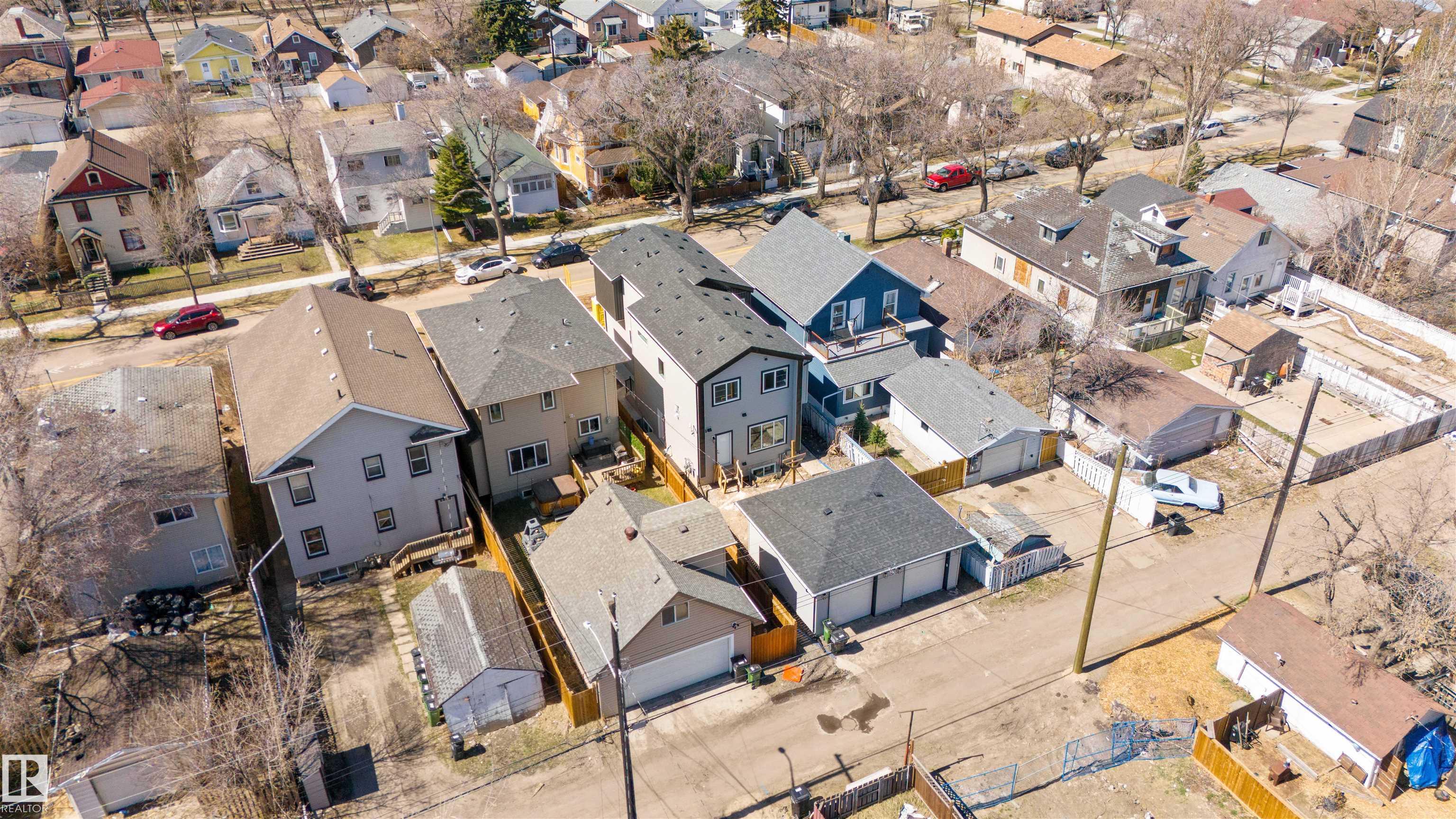 https://zimg.paragon.ice.com/ParagonImages/Property/PM/RAE/225402519/57/0/0/3547846b732b98aa3e4e2128b497b4d3/1/4d8ef6e7cda82985c21a174e32b67f82/225402519-c2a74429-42ce-457c-bd4f-27a68e806f25.JPG