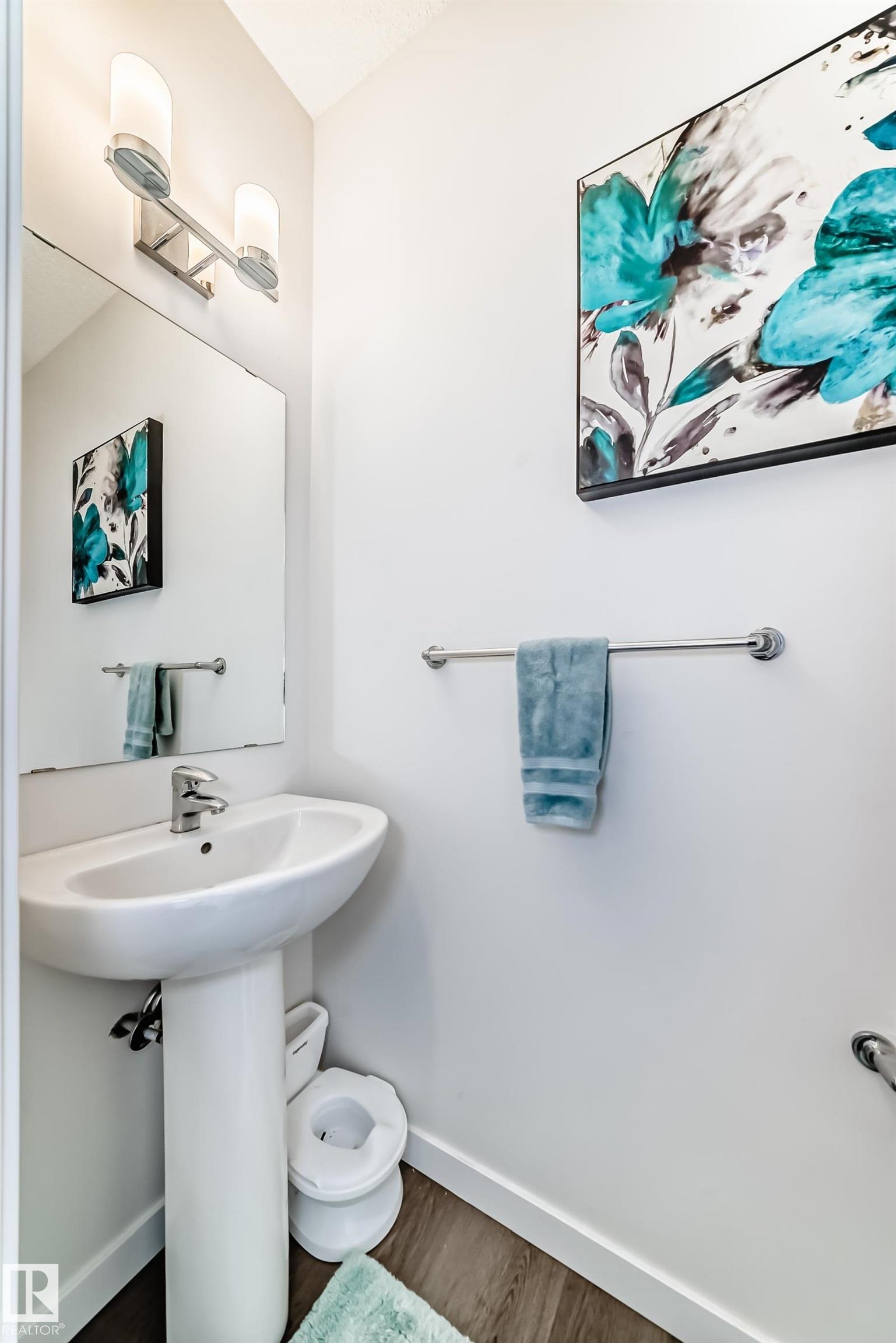Photo 11 at 5167 Edgemont Boulevard NW, Edgemont, Edmonton