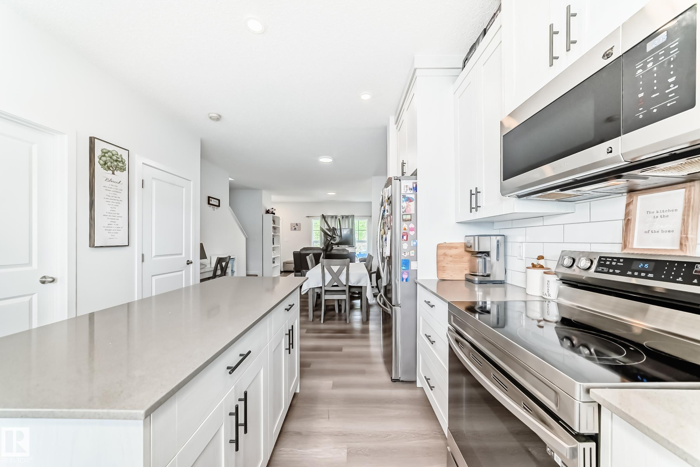 5167 Edgemont Boulevard NW, Edgemont, Edmonton