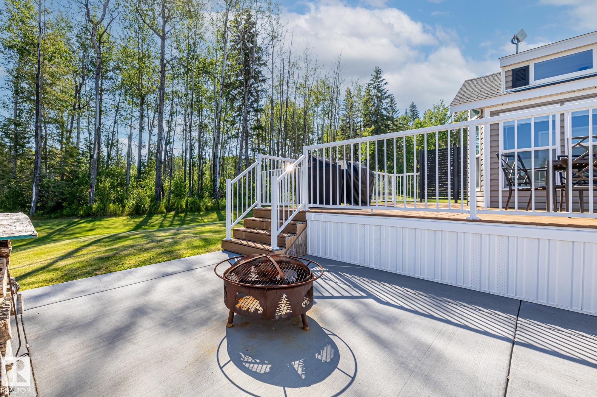 Photo 13 at 565 53126 Rge Road 70, Trestle Creek Golf Resort, Rural Parkland County
