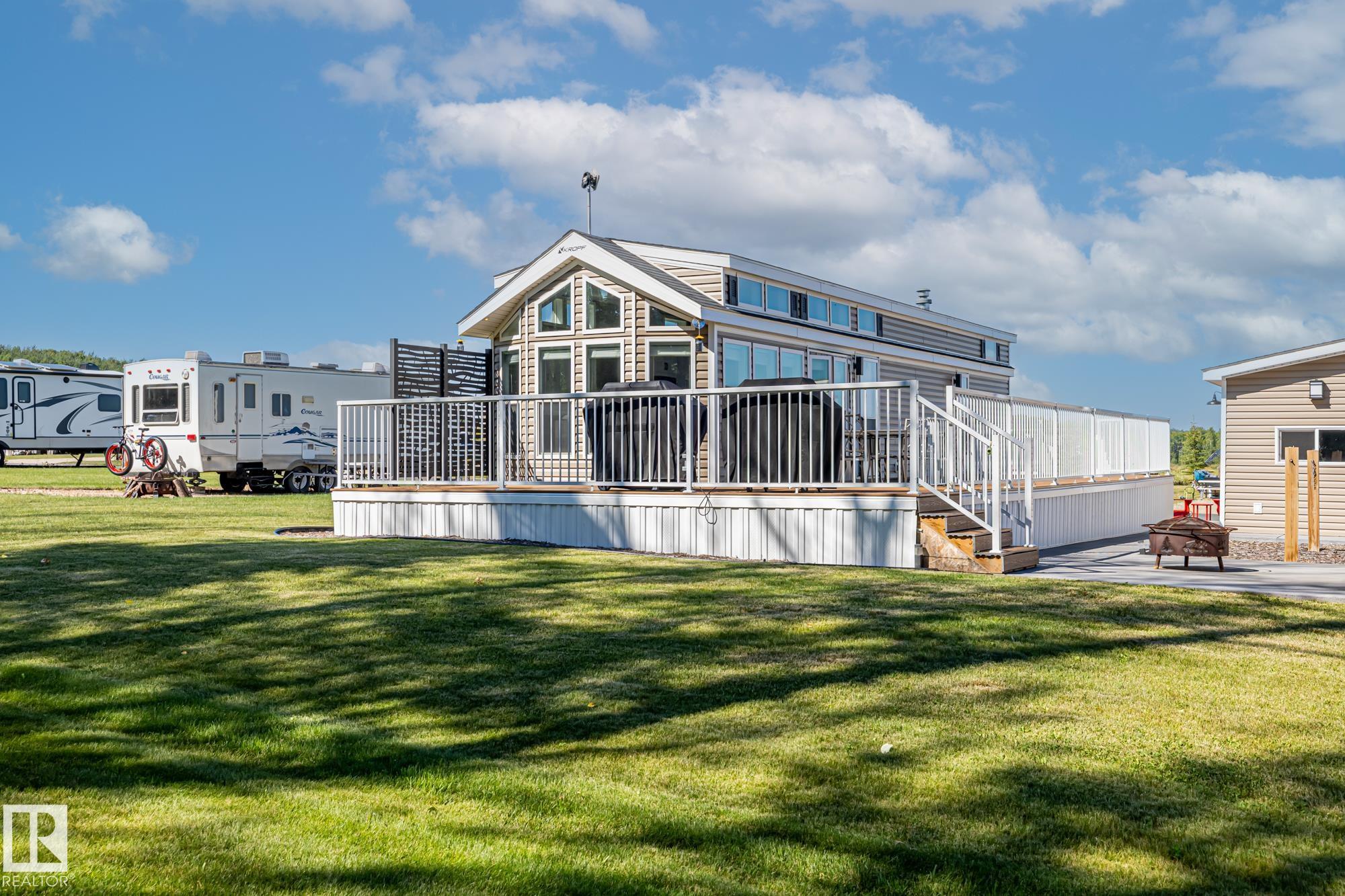 Photo 14 at 565 53126 Rge Road 70, Trestle Creek Golf Resort, Rural Parkland County