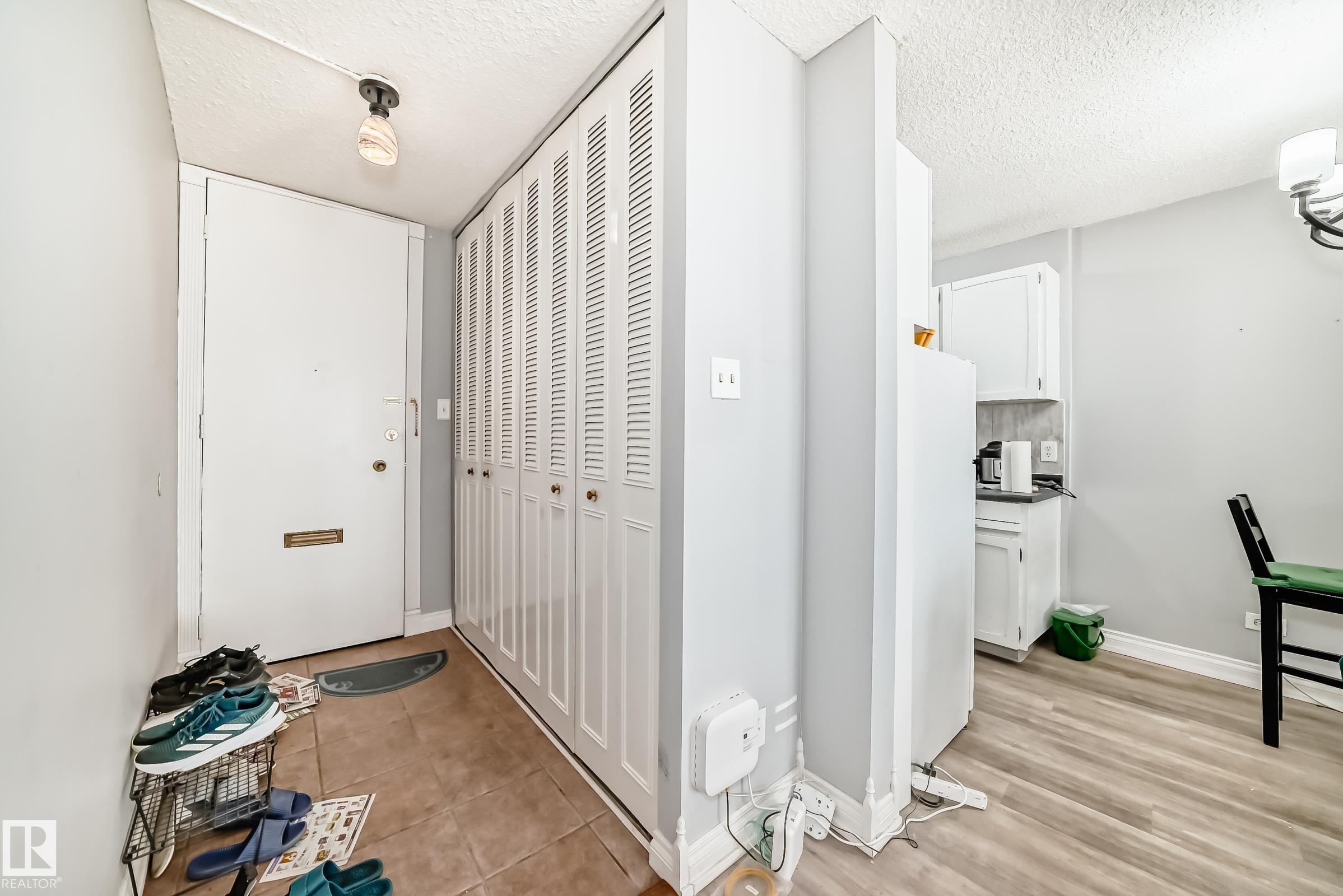 https://zimg.paragon.ice.com/ParagonImages/Property/PM/RAE/225402529/18/0/0/83cb4a2511b74b5d2f486aaf756319c5/1/aa9c453e8ddb9799b3b4f97cd6adaaba/225402529-95d3e718-da5e-4b37-bd79-950d46670096.JPG