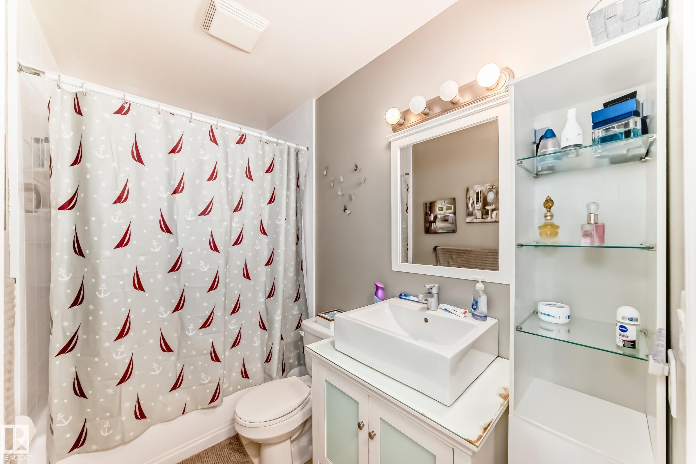 Photo 37 at 18 - 10453 20 Avenue NW, Keheewin, Edmonton