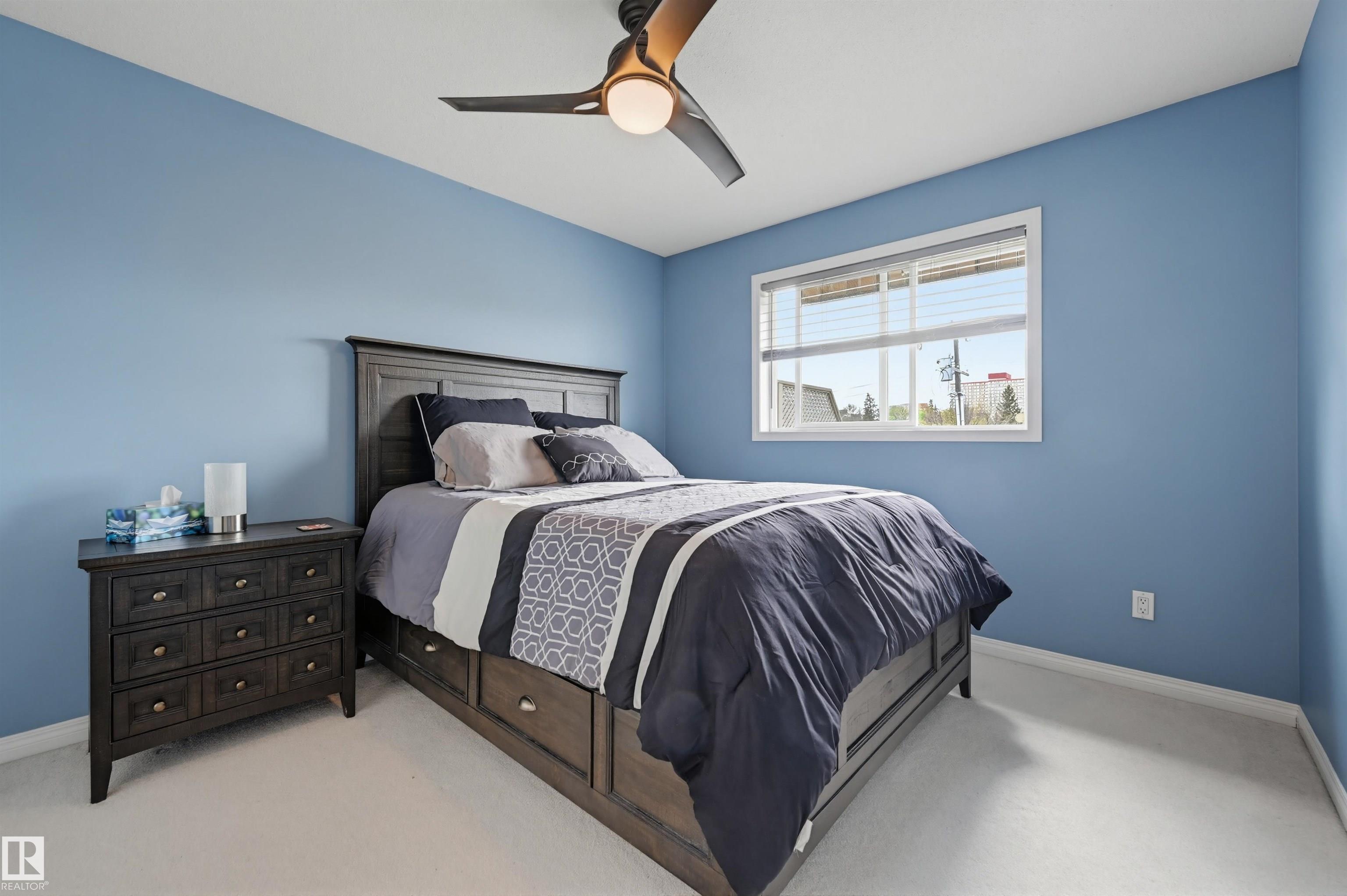 https://zimg.paragon.ice.com/ParagonImages/Property/PM/RAE/225402540/21/0/0/1b34f17c947113639dc20c4f8bfd6bfd/1/e08757706e0041664f4c572fef58ca7c/225402540-2ce4c05c-53dd-4aaf-ae6b-f56b674ff7d6.JPG