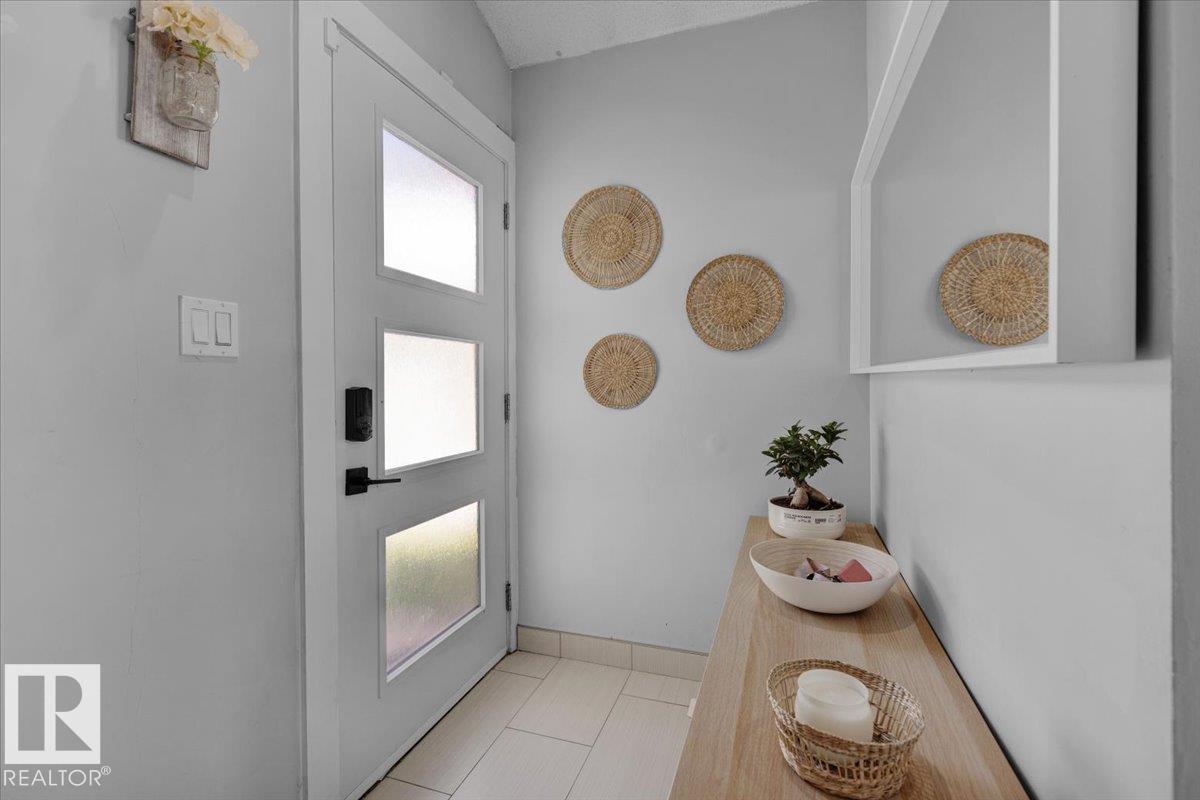Picture for 18911 58 AV NW