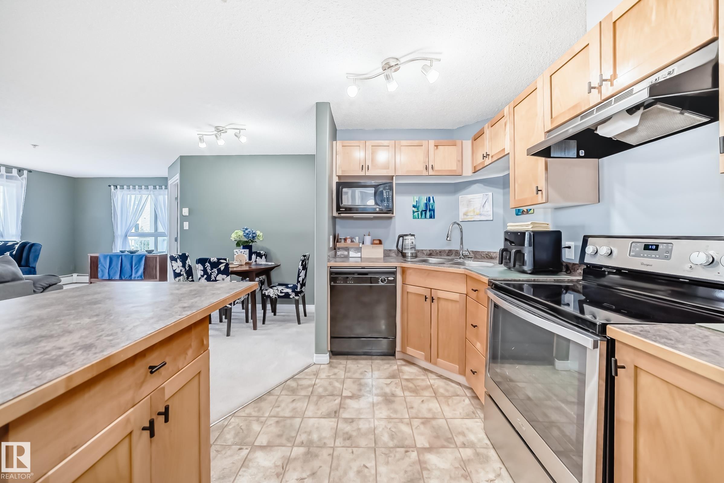 205 - 5340 199 Street NW, The Hamptons, Edmonton