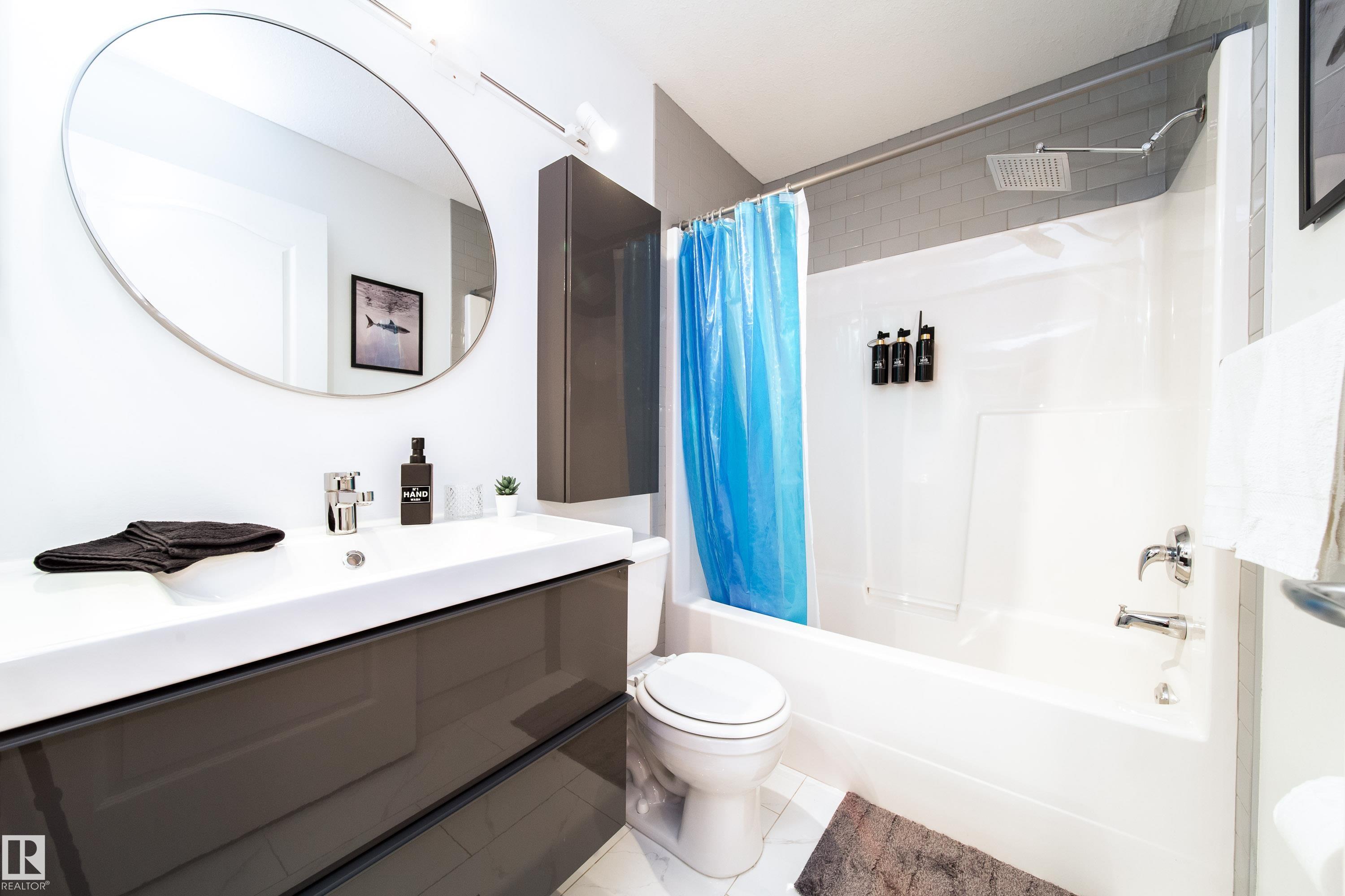 Photo 10 at 303 - 9938 104 Street NW, Downtown, Edmonton
