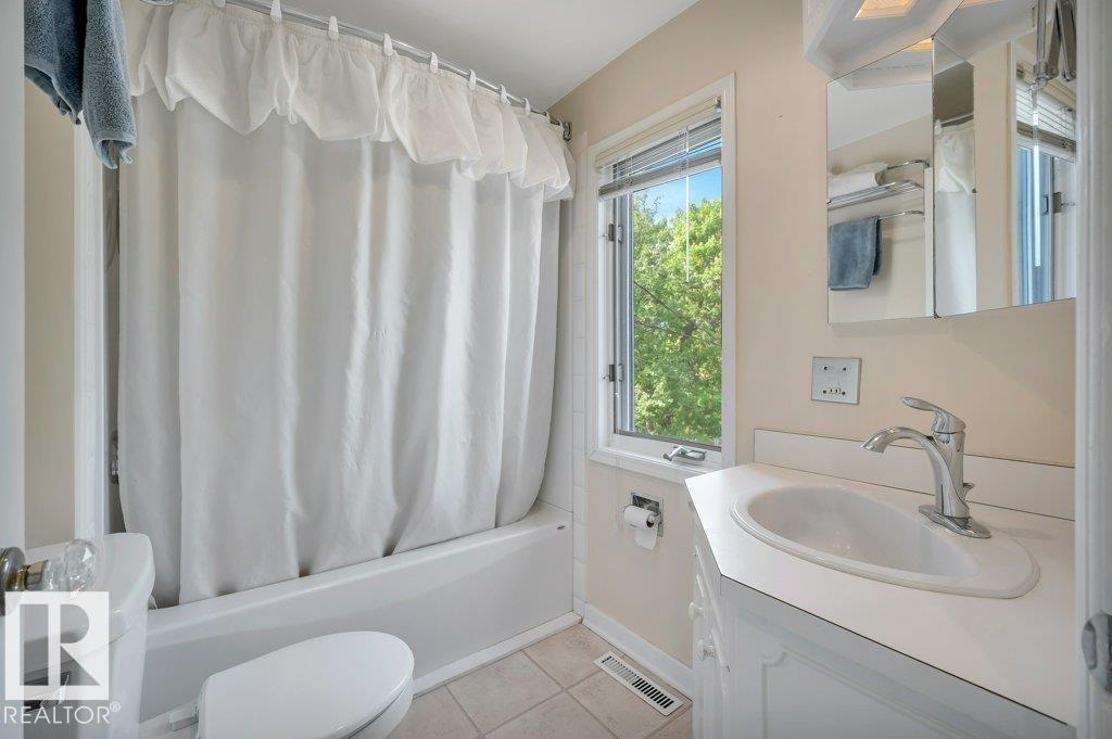 https://zimg.paragon.ice.com/ParagonImages/Property/PM/RAE/225402560/33/0/0/83ead9597b6dc936fc2c3262a19ac048/1/c9000836c3b100a8b40e5349037b1733/225402560-c2ed91c2-46c2-42b3-a1c9-a7bef2ed93d5.JPG