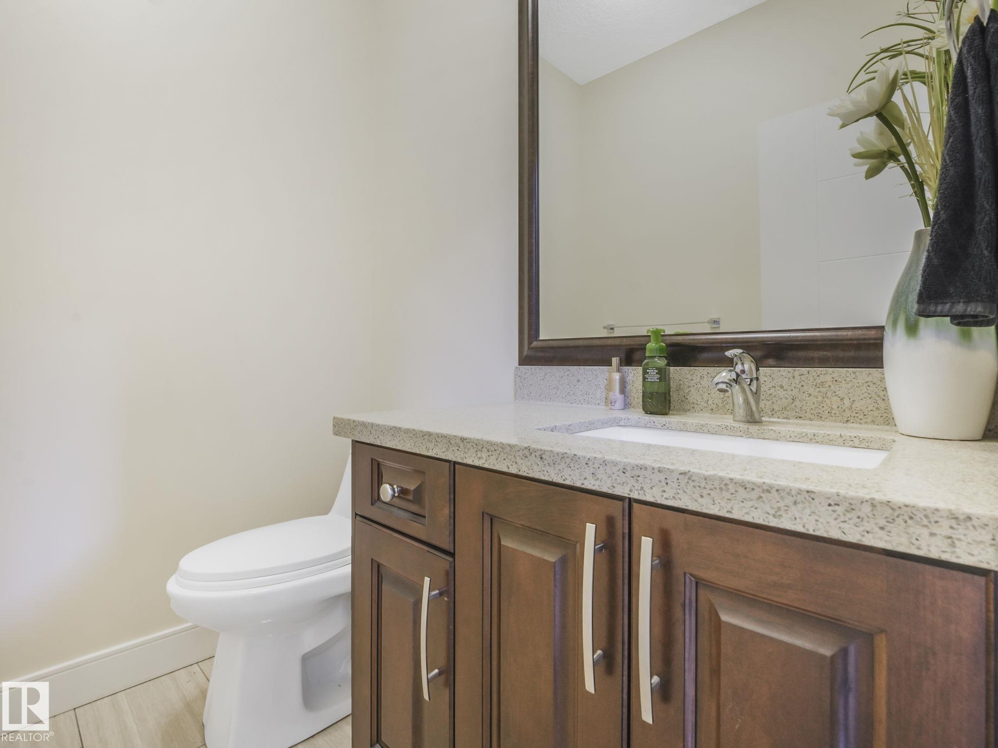 Photo 32 at 3910 49 Avenue, Forest Heights, Beaumont