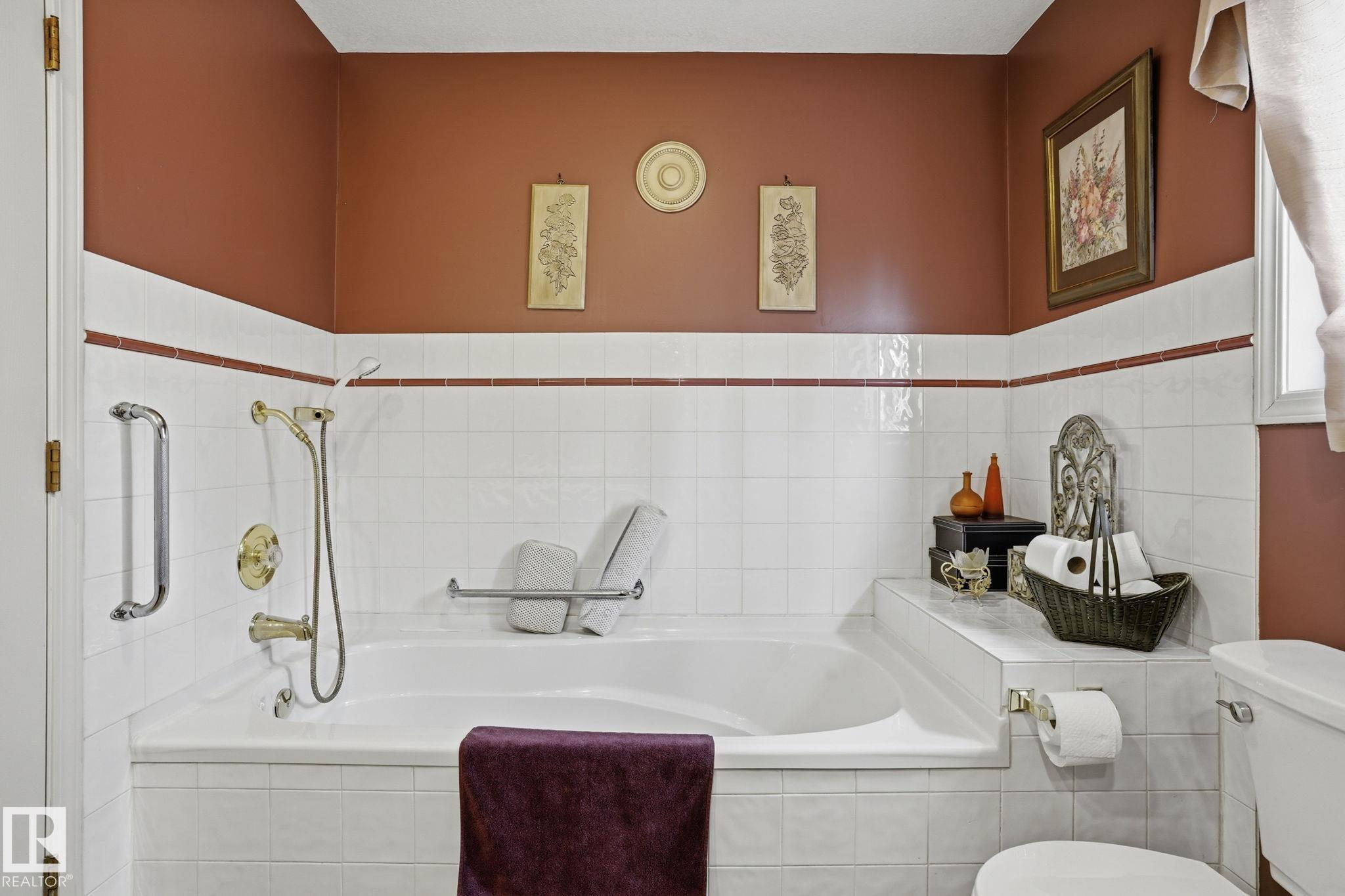 Photo 31 at 7 J. Brown Place, Lakeside Estates, Leduc