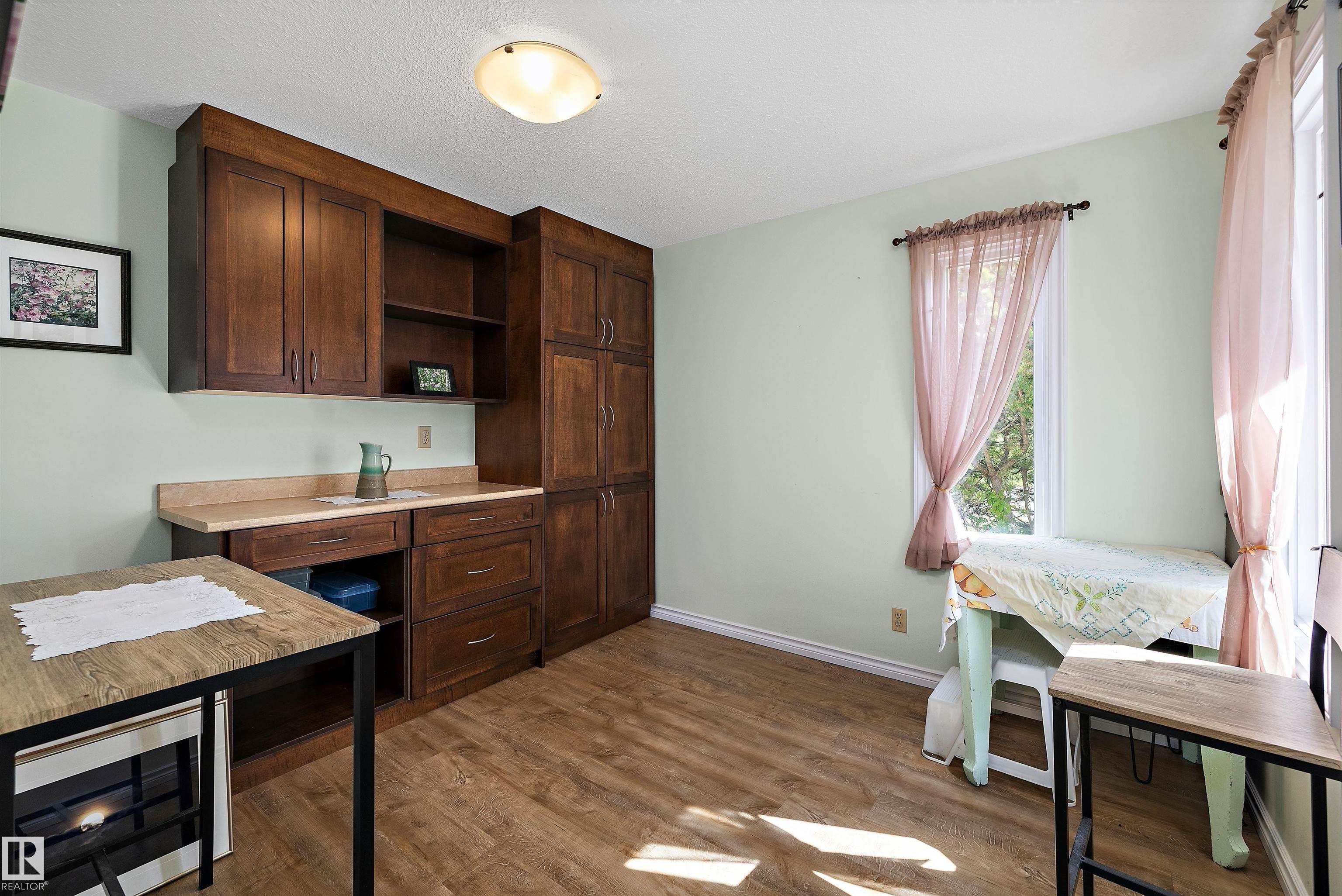 Photo 10 at 8 - 27005 Twp Road 511, Chelsea Estates, Rural Parkland County