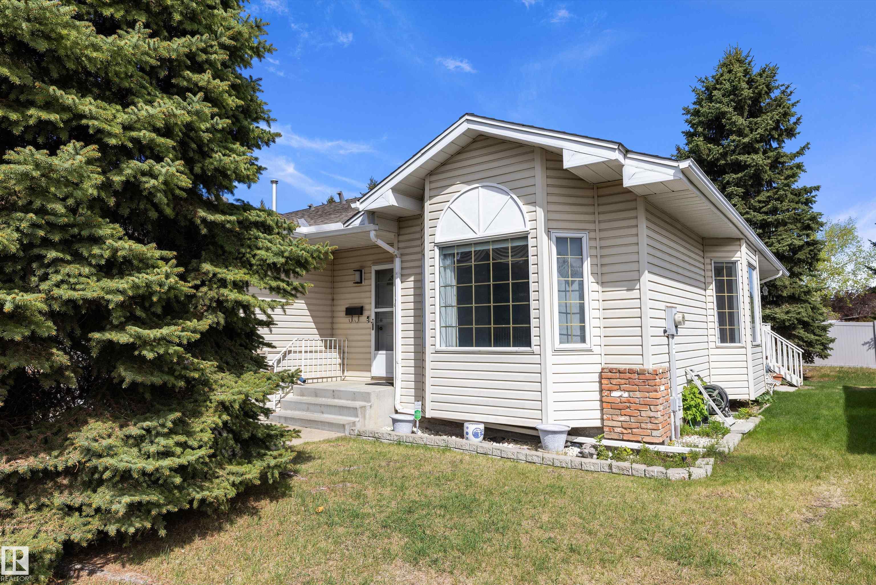 Picture for 933 YOUVILLE DR W NW