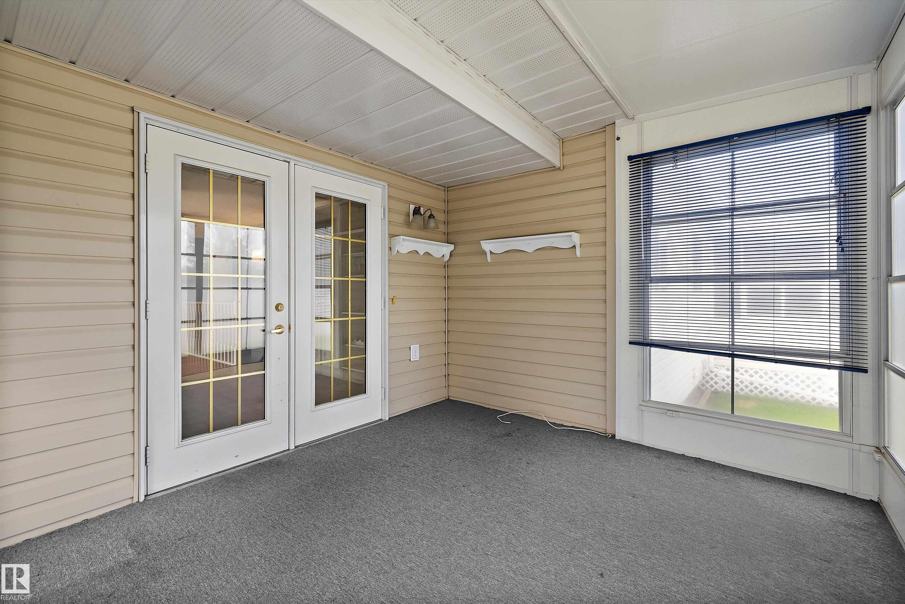 https://zimg.paragon.ice.com/ParagonImages/Property/PM/RAE/225402567/42/0/0/cb52396866caddd053a057686efbc976/1/a073db2081ede631f6a98a0c91c28573/225402567-ffa46685-b991-4b84-a8e0-67f74c983851.JPG