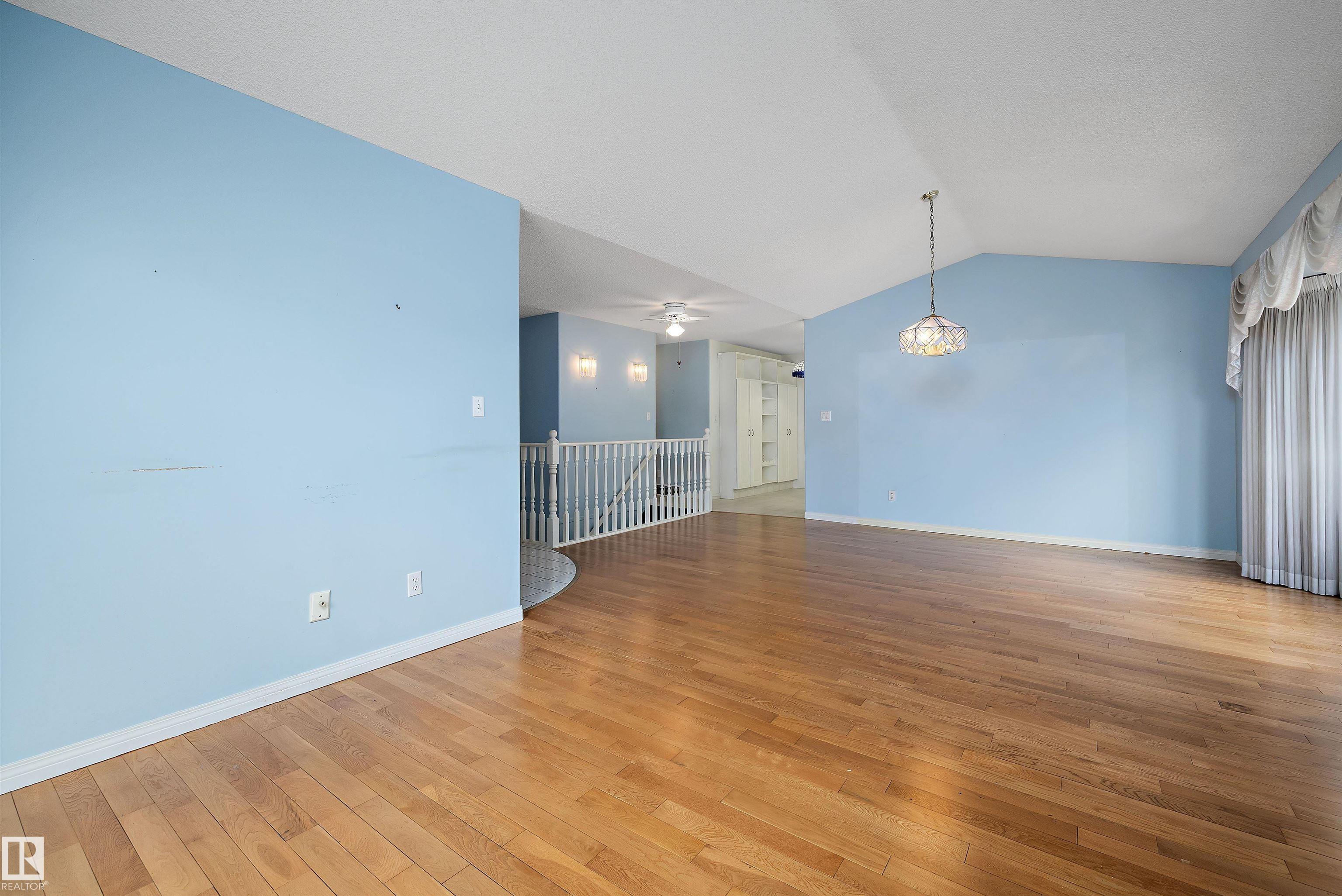 https://zimg.paragon.ice.com/ParagonImages/Property/PM/RAE/225402567/6/0/0/54052db0f5907167c7d3c71abe9840b4/1/a073db2081ede631f6a98a0c91c28573/225402567-e12dc7a4-4156-4dd9-942f-93ddddb7e601.JPG