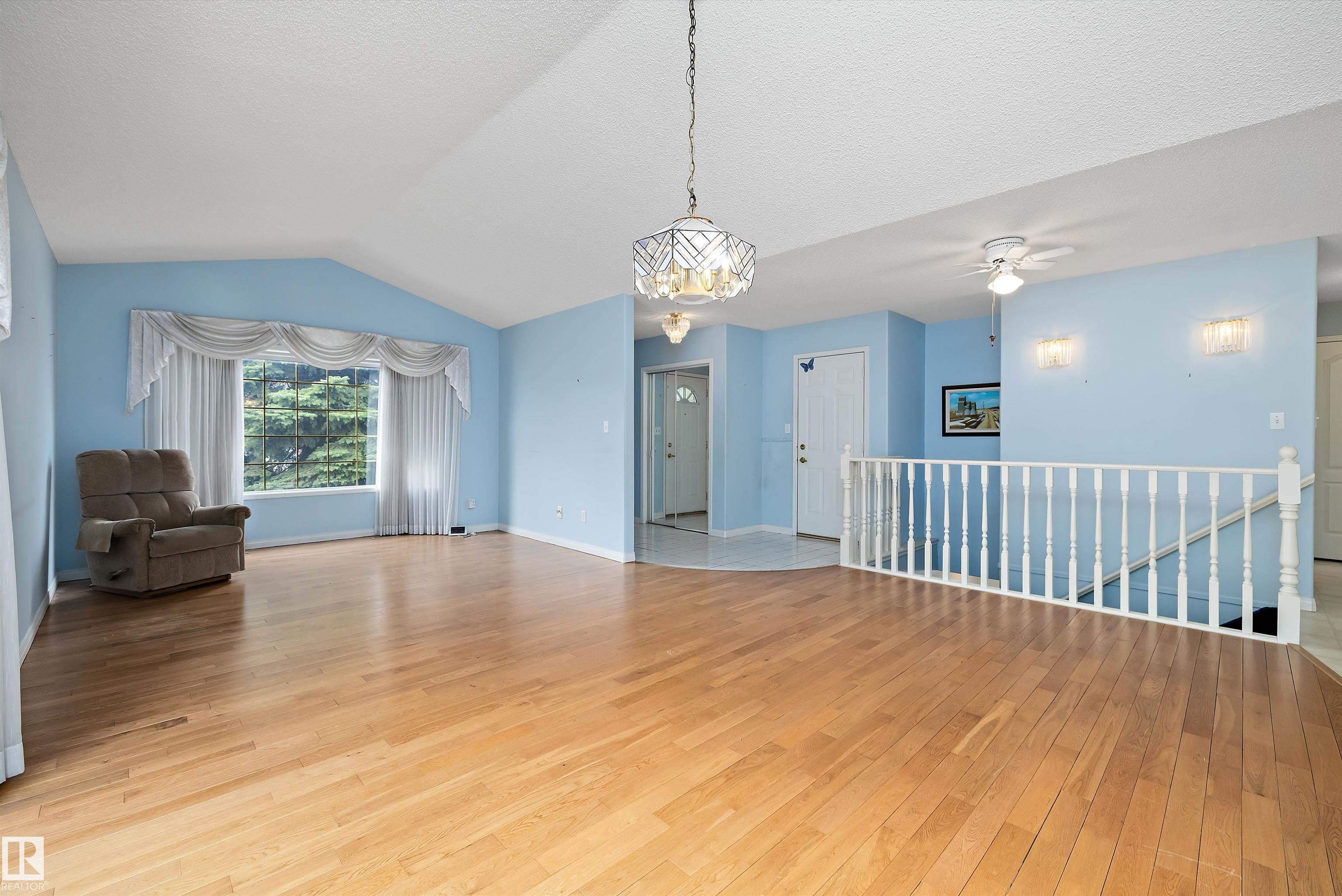 https://zimg.paragon.ice.com/ParagonImages/Property/PM/RAE/225402567/8/0/0/f4e8d1edc59c5b0af9754d0b2967cd01/1/a073db2081ede631f6a98a0c91c28573/225402567-61f2cd58-9e59-4697-a94c-6356abdd8276.JPG