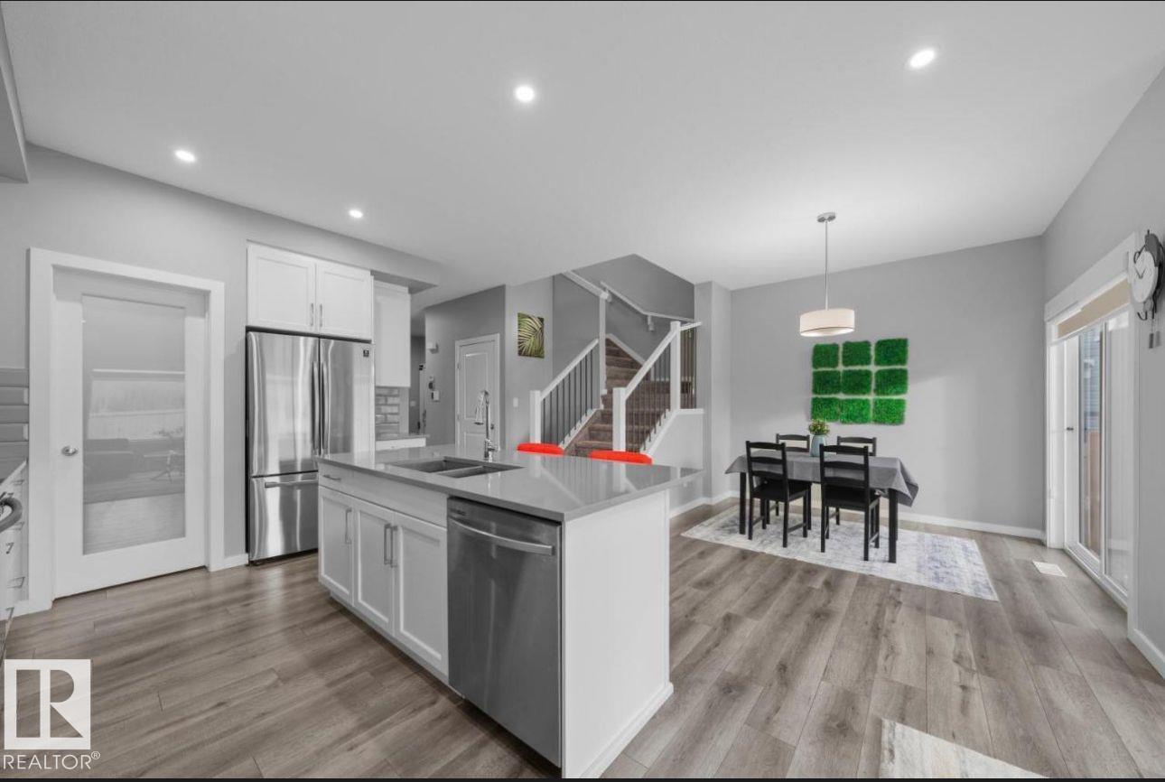 Photo 6 at 243 39 Avenue NW, Maple Crest, Edmonton