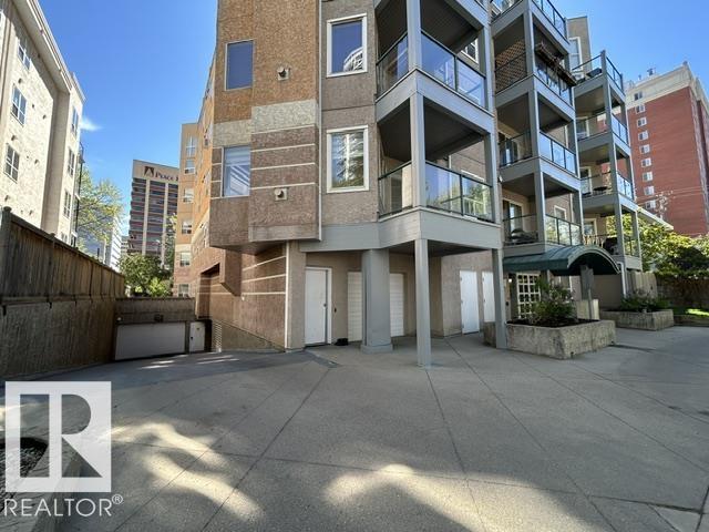 304 - 10011 110 Street NW, Wîhkwêntôwin, Edmonton