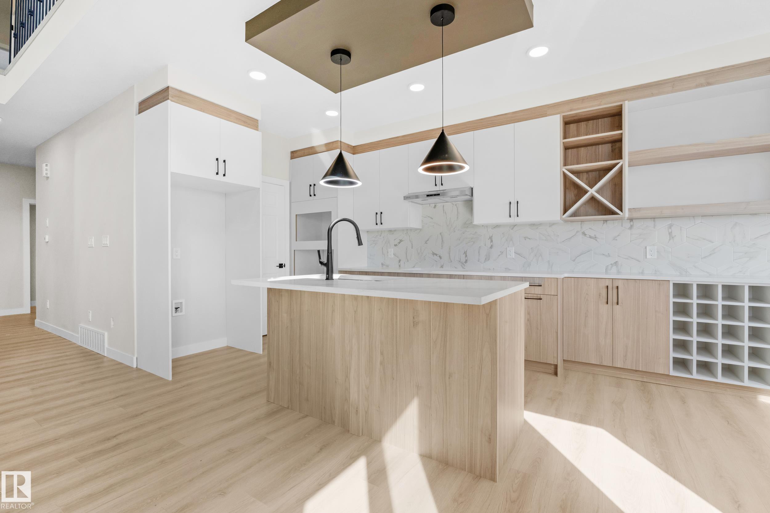 Photo 12 at 4915 17 Avenue SW, Meltwater, Edmonton