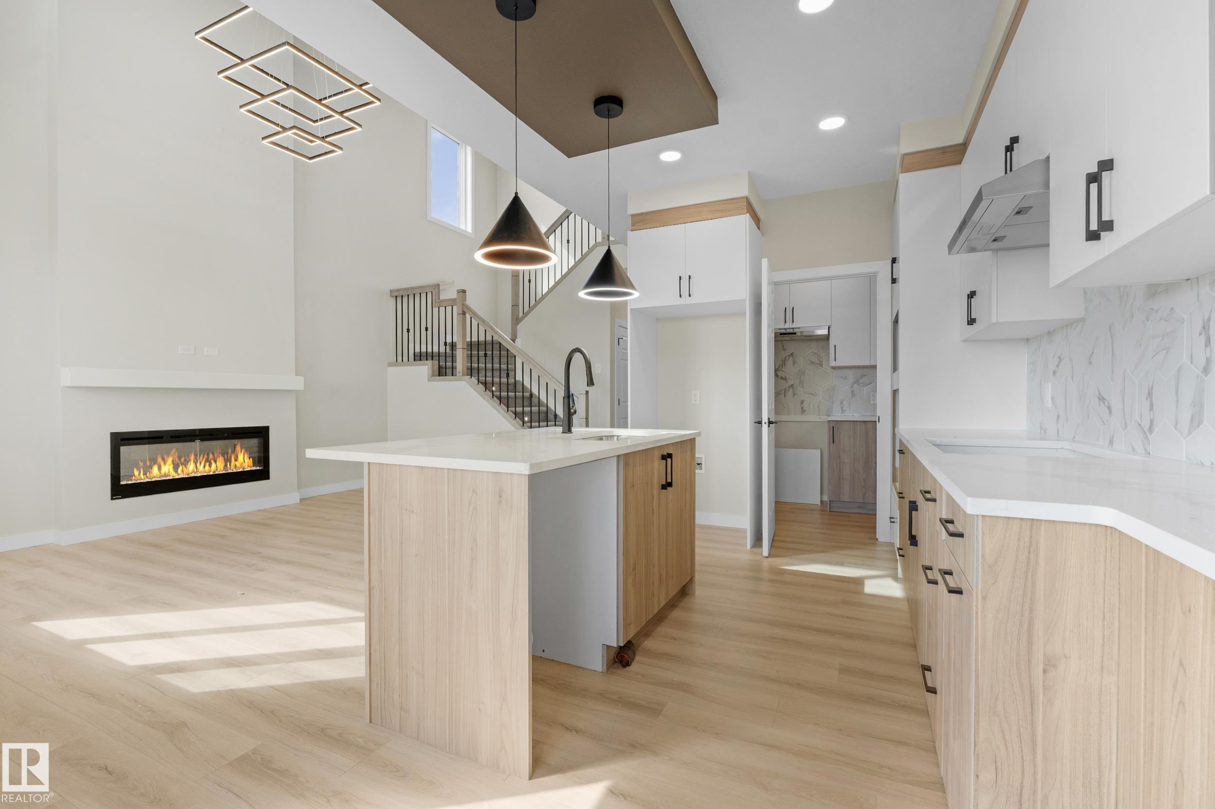 Photo 13 at 4915 17 Avenue SW, Meltwater, Edmonton