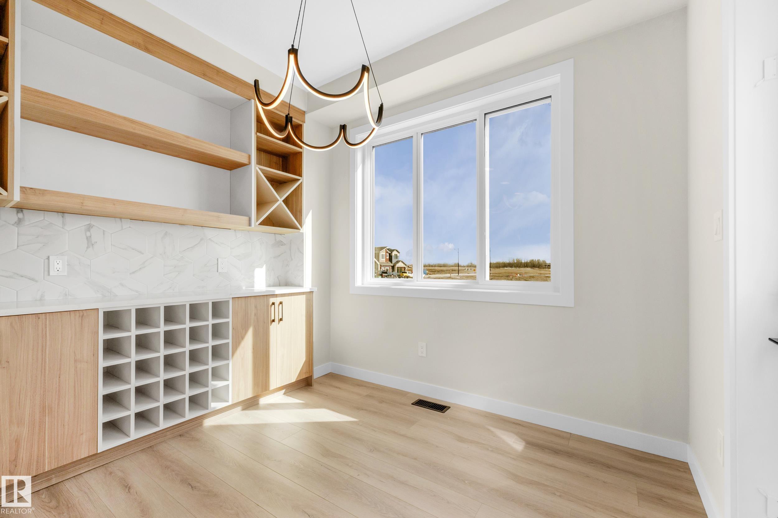 Photo 19 at 4915 17 Avenue SW, Meltwater, Edmonton