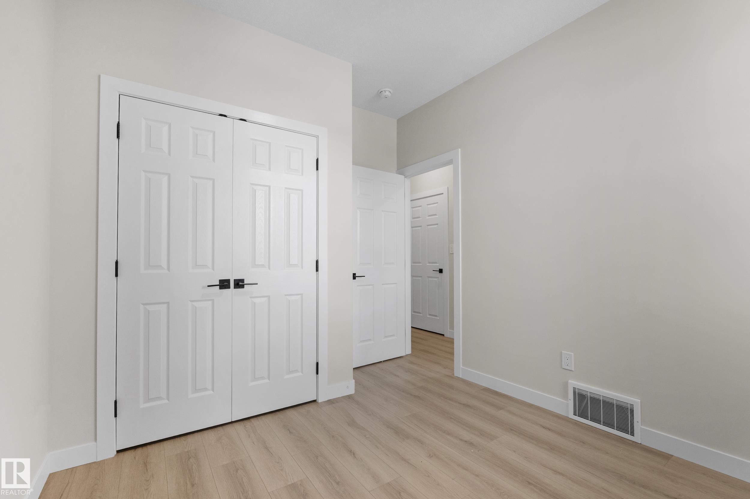 Photo 8 at 4915 17 Avenue SW, Meltwater, Edmonton