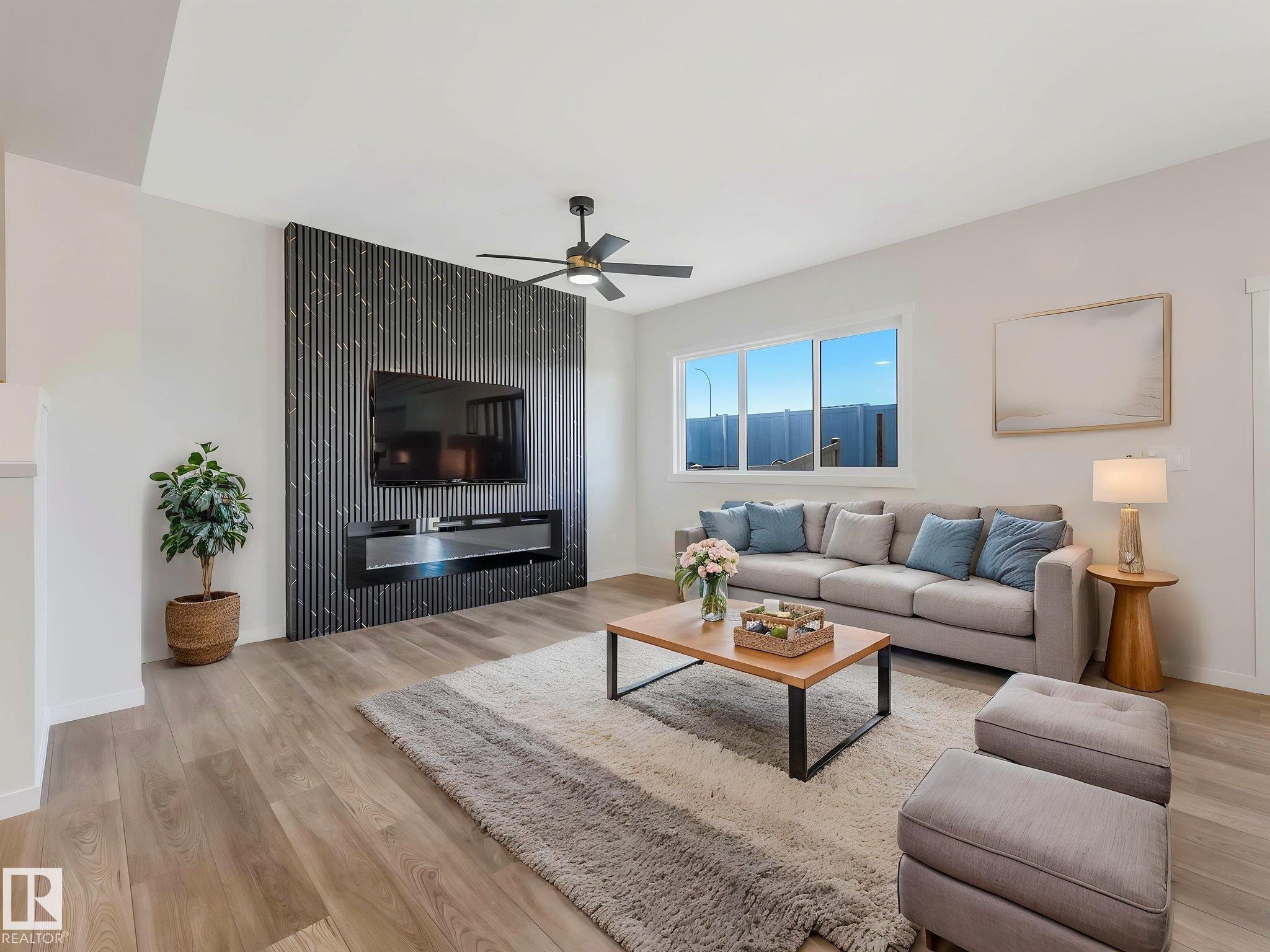 20723 24 Avenue NW, The Uplands, Edmonton