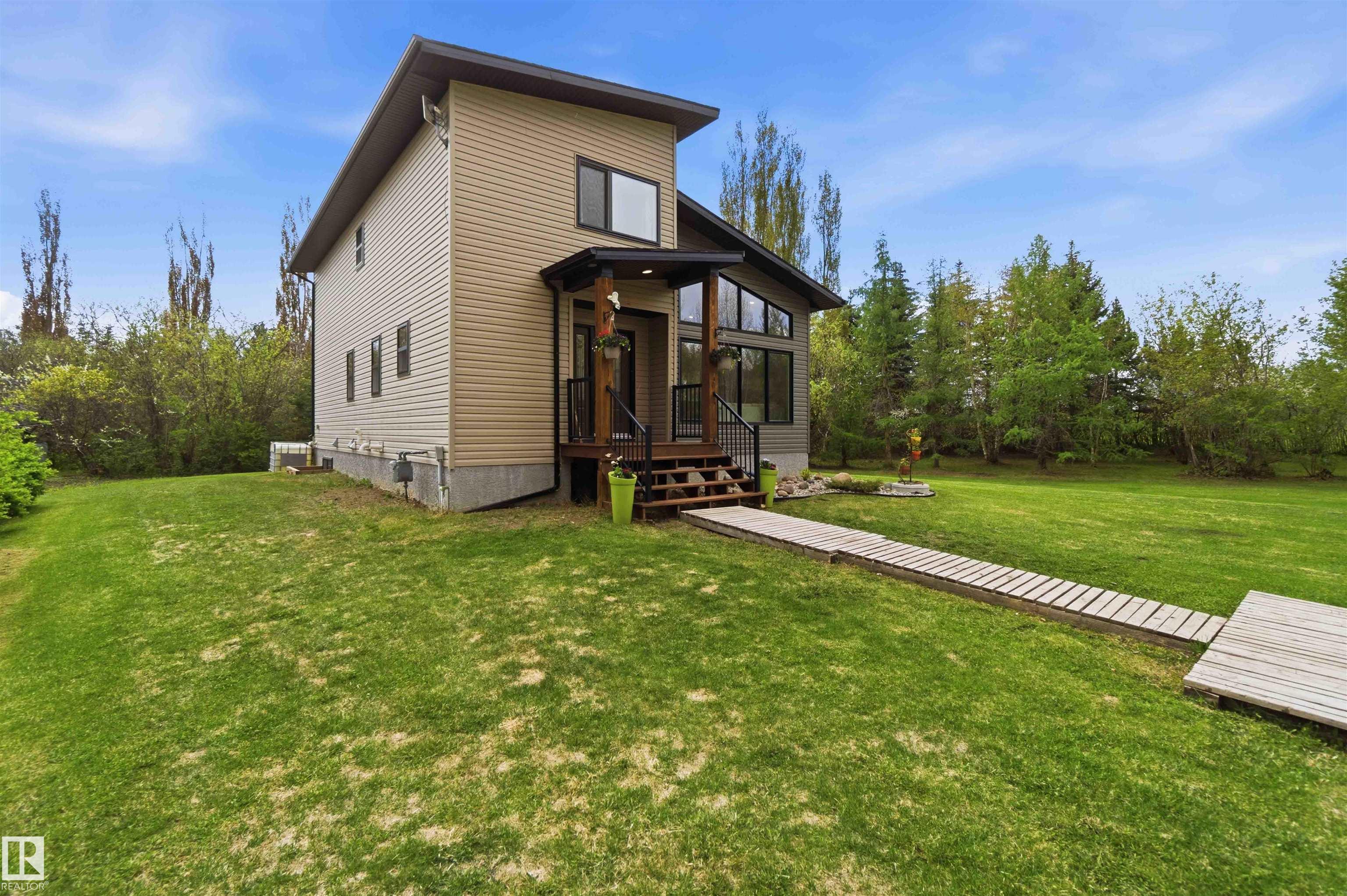 11 - 2011 Twp Road 510, Twin Ravines, Rural Parkland County
