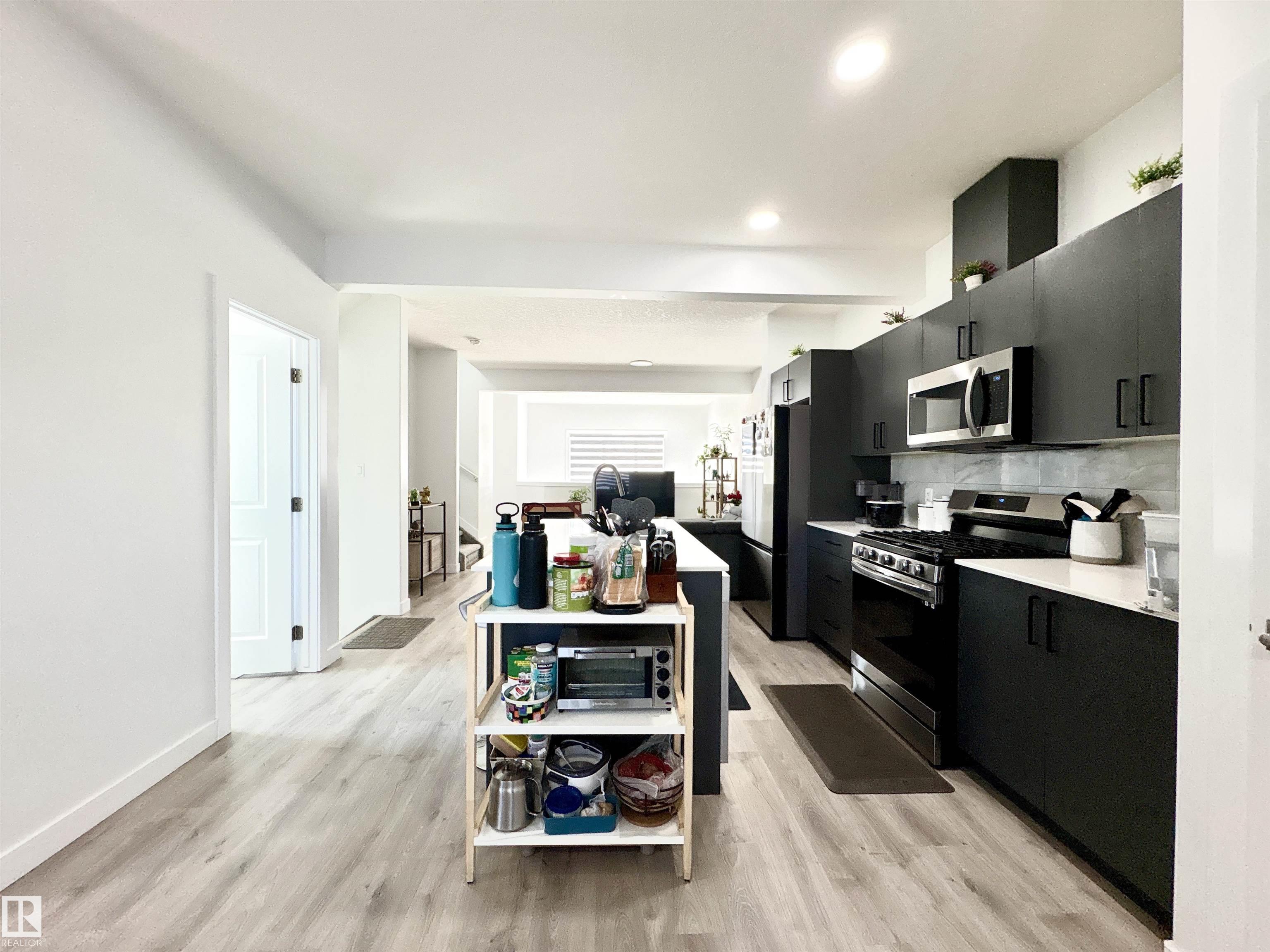 Photo 13 at 1203 Eaton Lane NW, Edgemont, Edmonton
