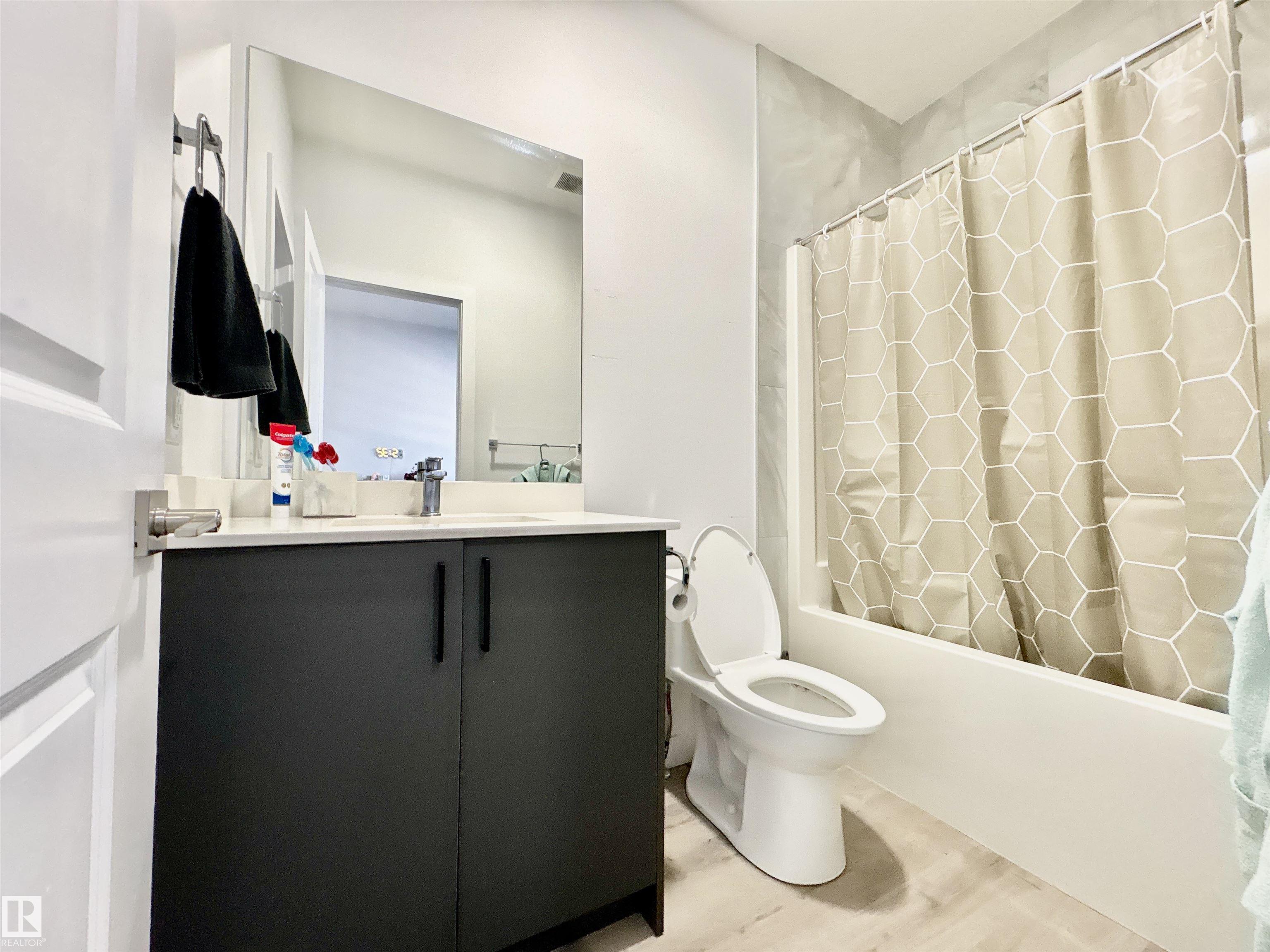 Photo 26 at 1203 Eaton Lane NW, Edgemont, Edmonton