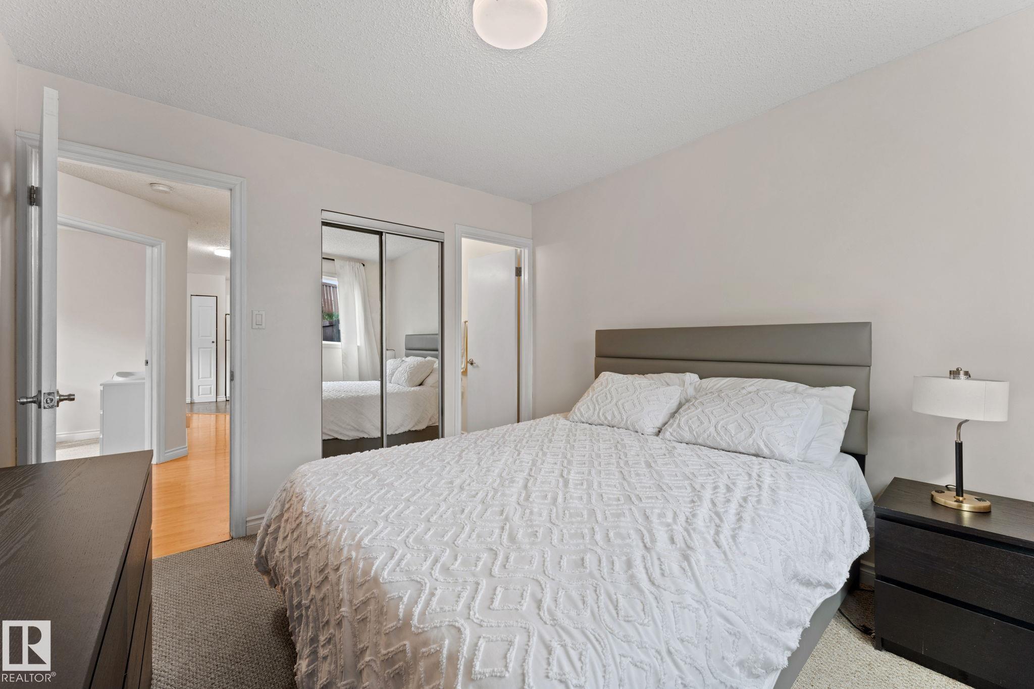 Photo 13 at 4621 126 Avenue NW, Homesteader, Edmonton