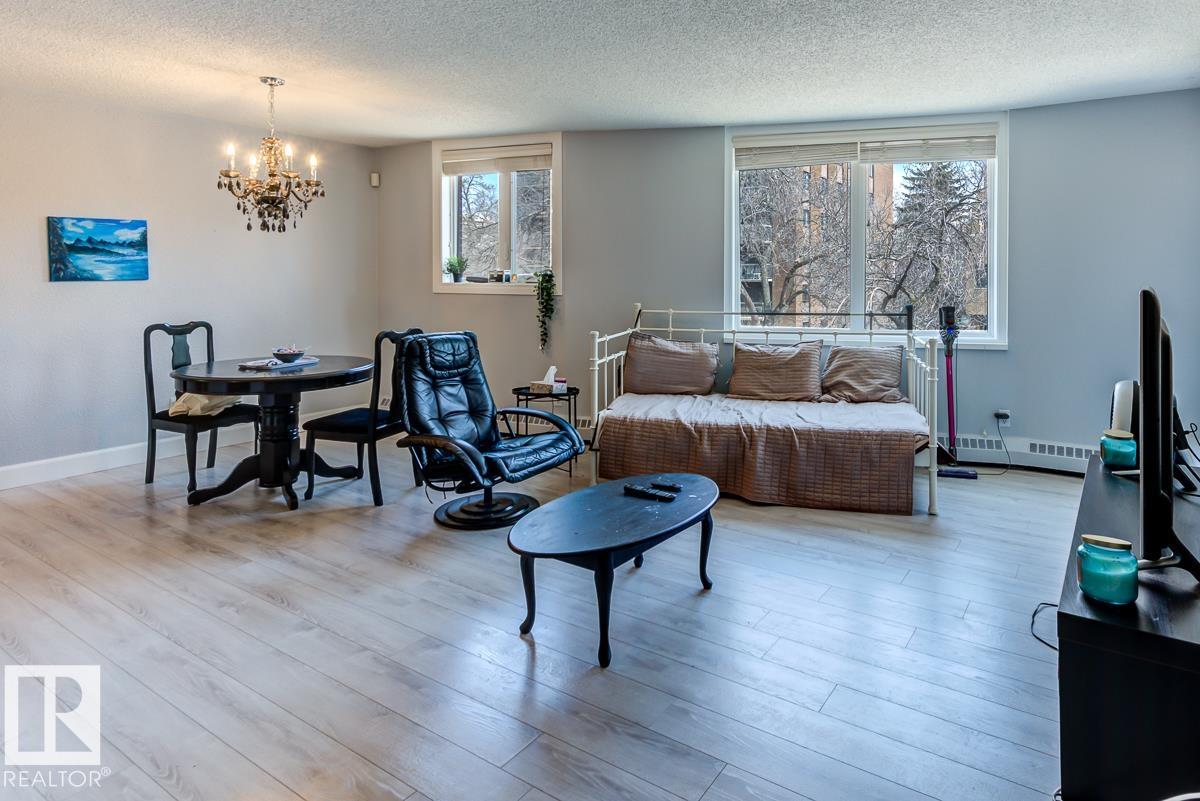 302 - 9916 113 Street NW, Wîhkwêntôwin, Edmonton