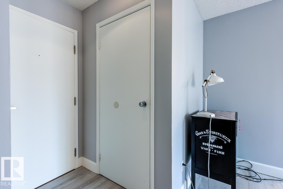 Photo 27 at 302 - 9916 113 Street NW, Wîhkwêntôwin, Edmonton
