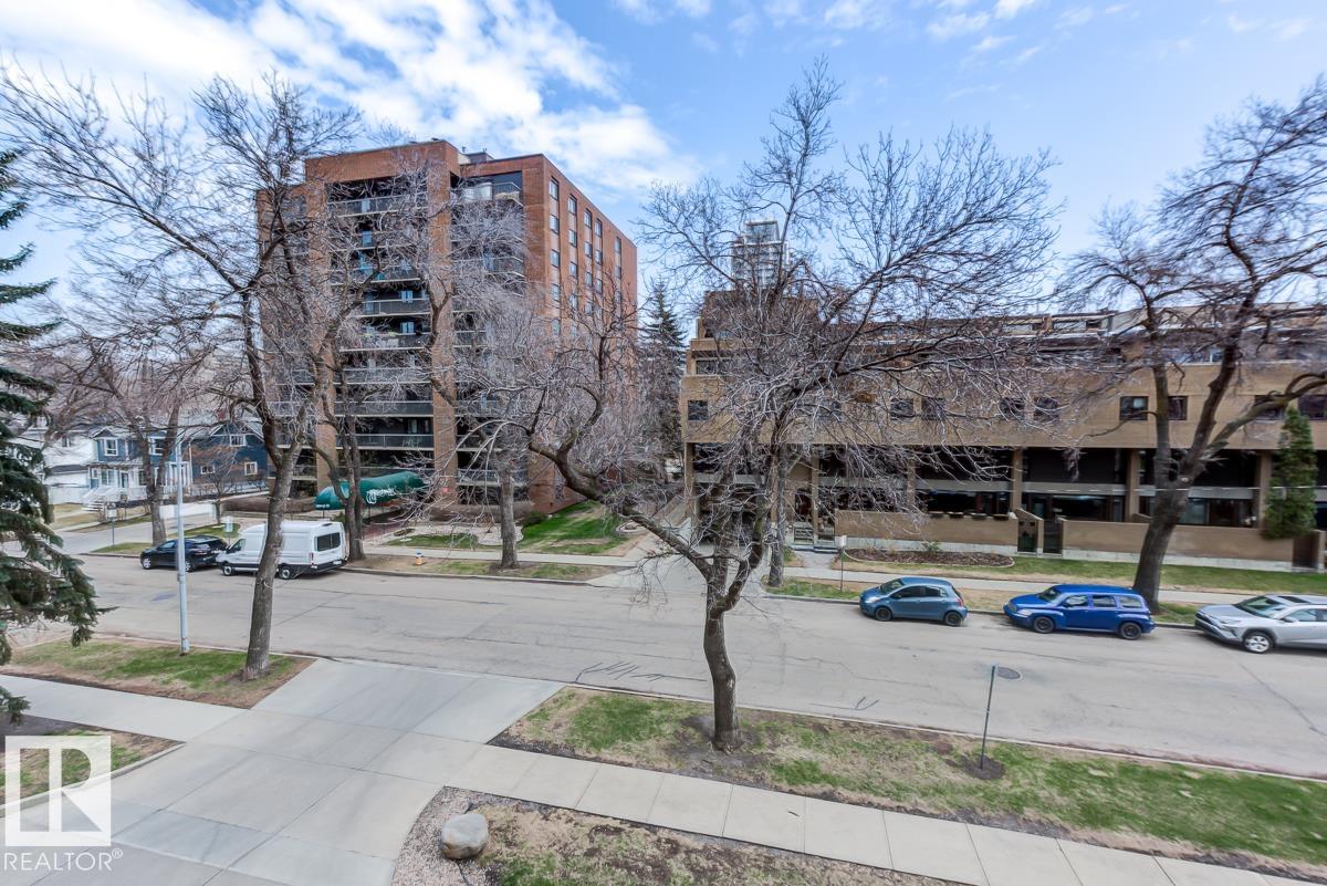 Photo 31 at 302 - 9916 113 Street NW, Wîhkwêntôwin, Edmonton