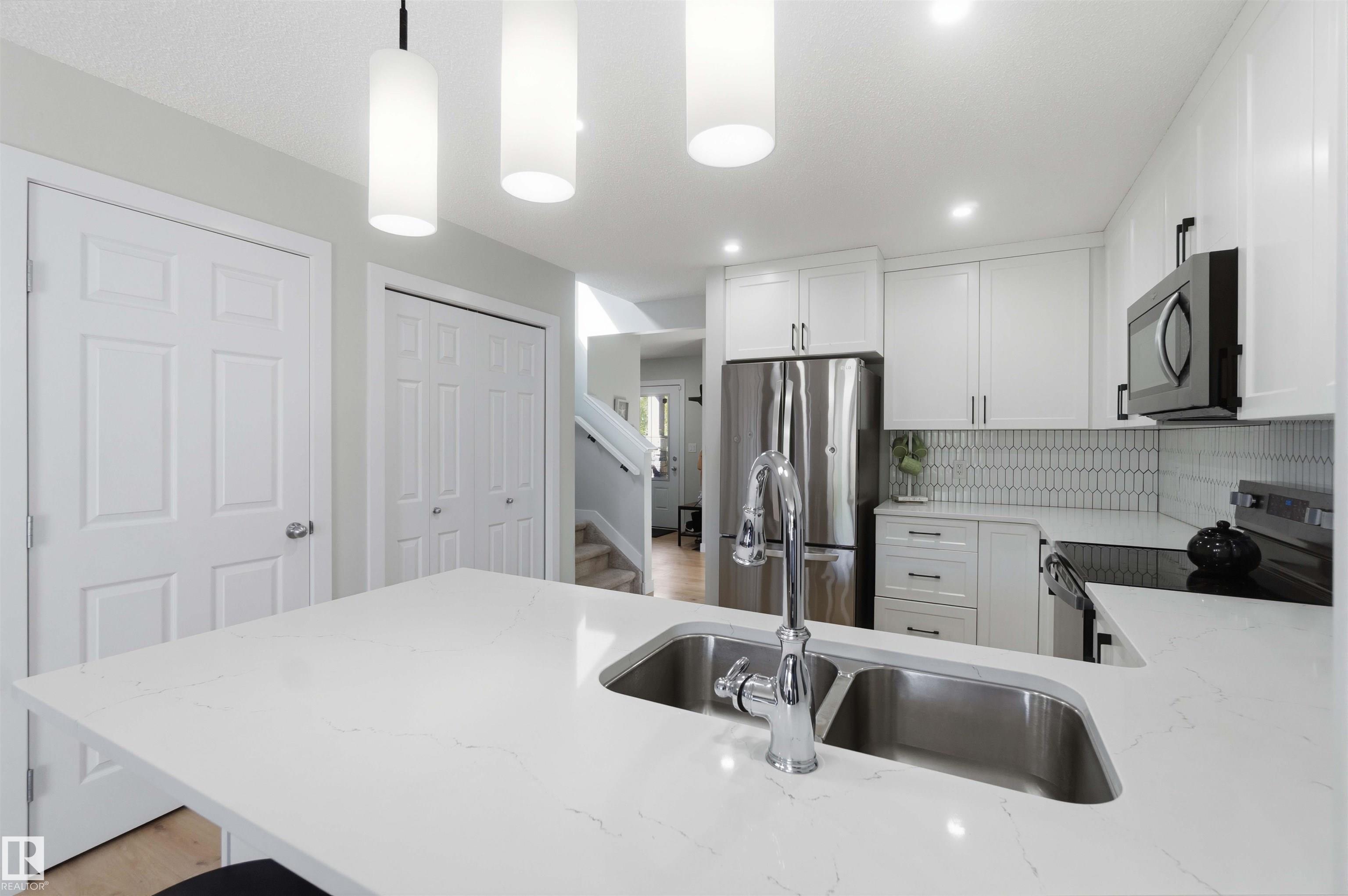 Photo 12 at 5129 Lark Crescent NW, Kinglet Gardens, Edmonton