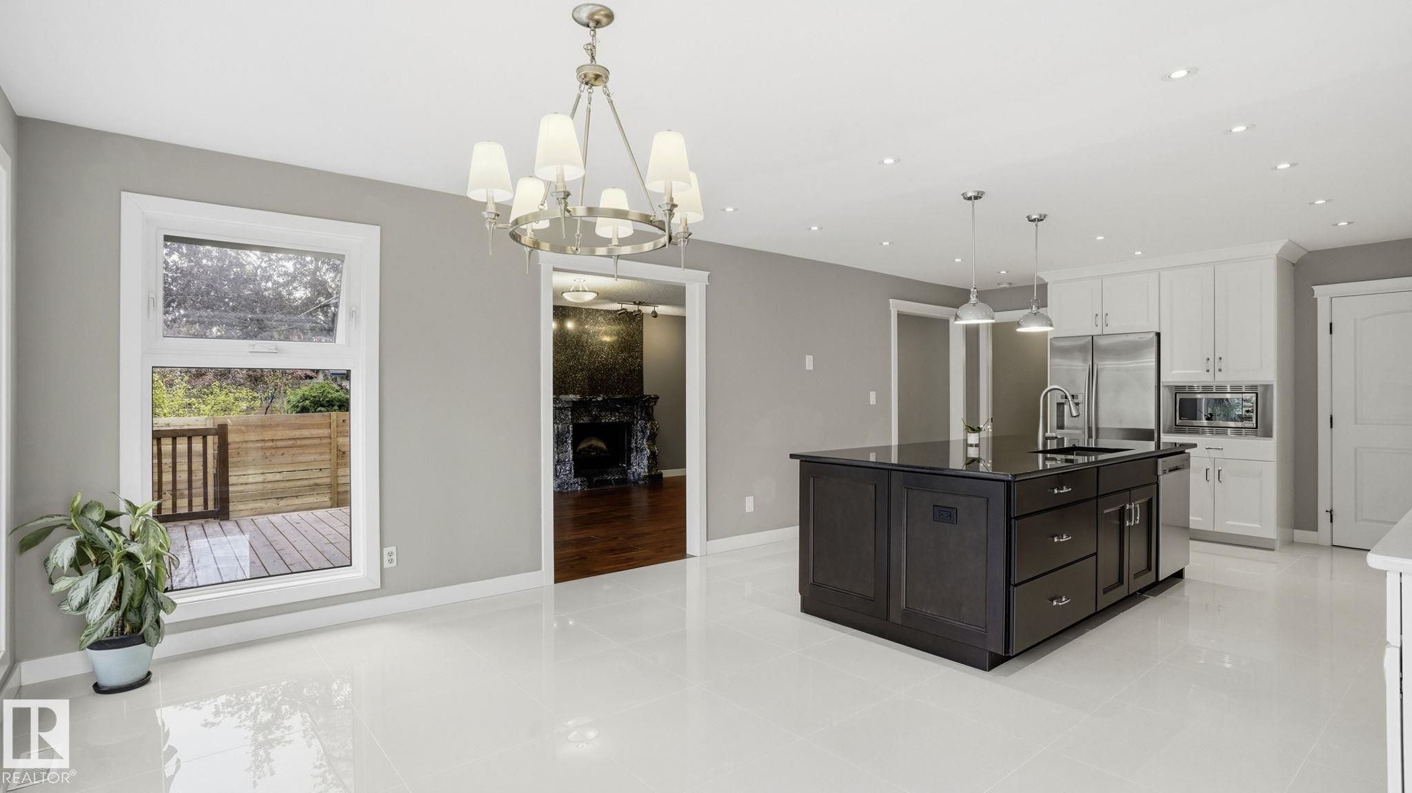 Photo 17 at 303 Westridge Road NW, Westridge, Edmonton