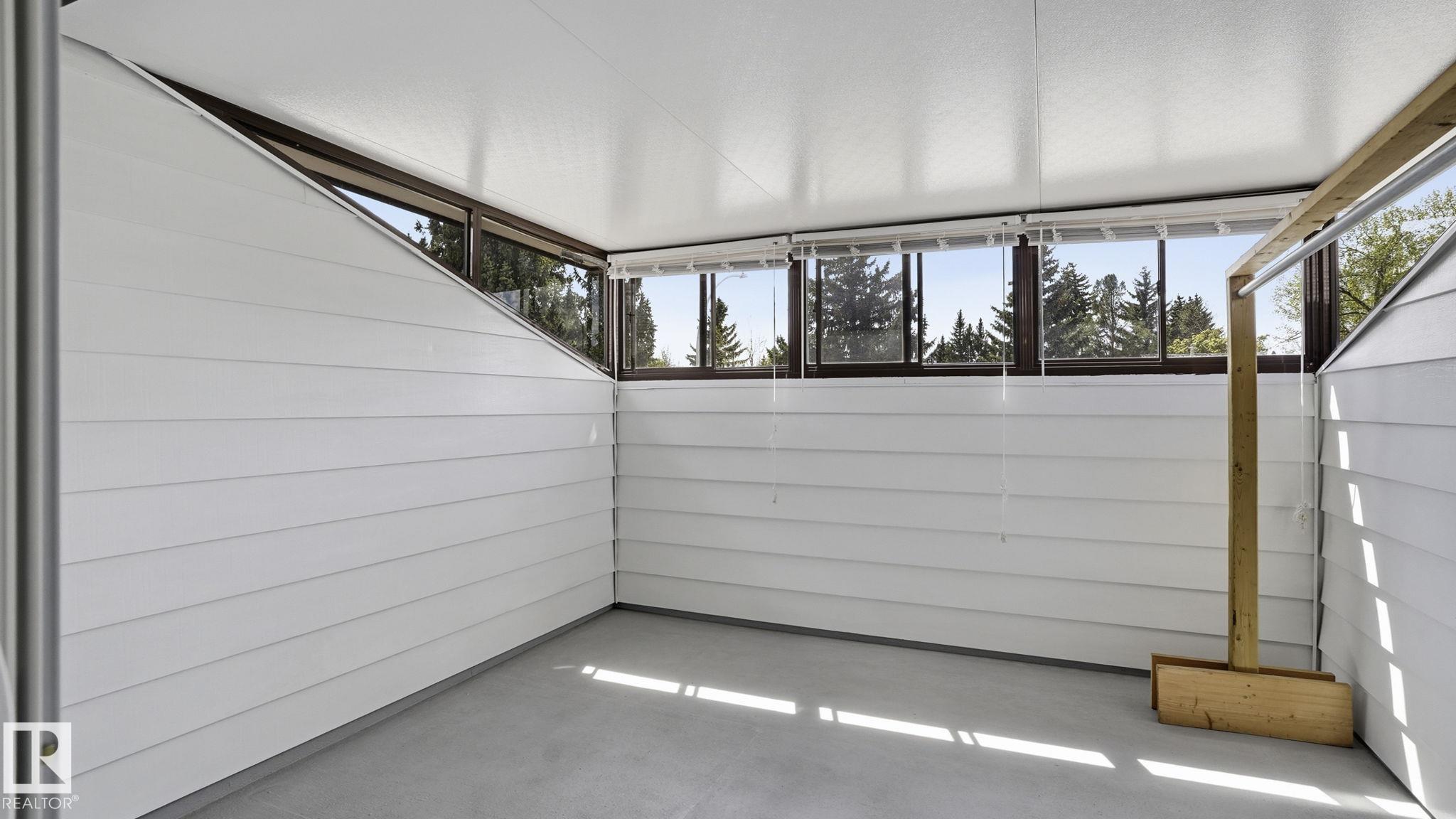 Photo 26 at 303 Westridge Road NW, Westridge, Edmonton