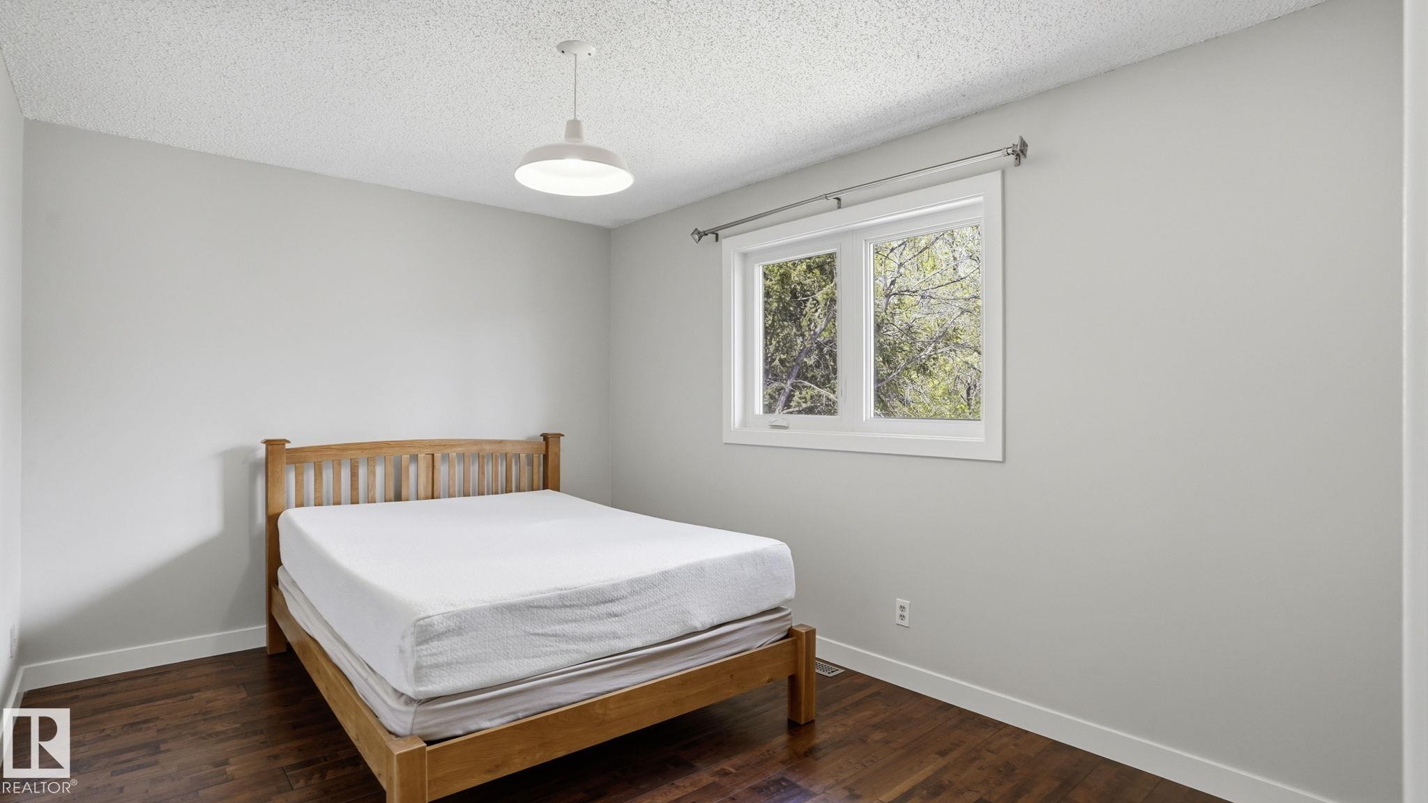 Photo 35 at 303 Westridge Road NW, Westridge, Edmonton