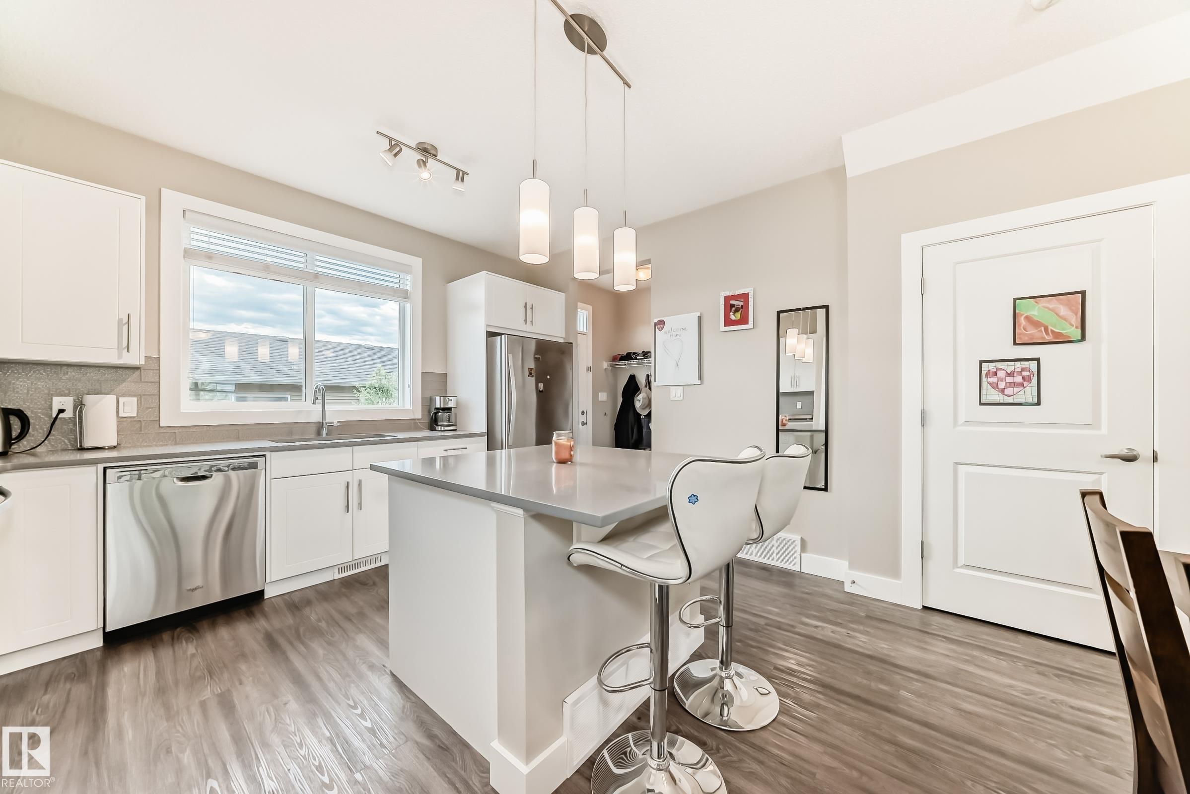Photo 11 at 2125 24 Street NW, Laurel, Edmonton