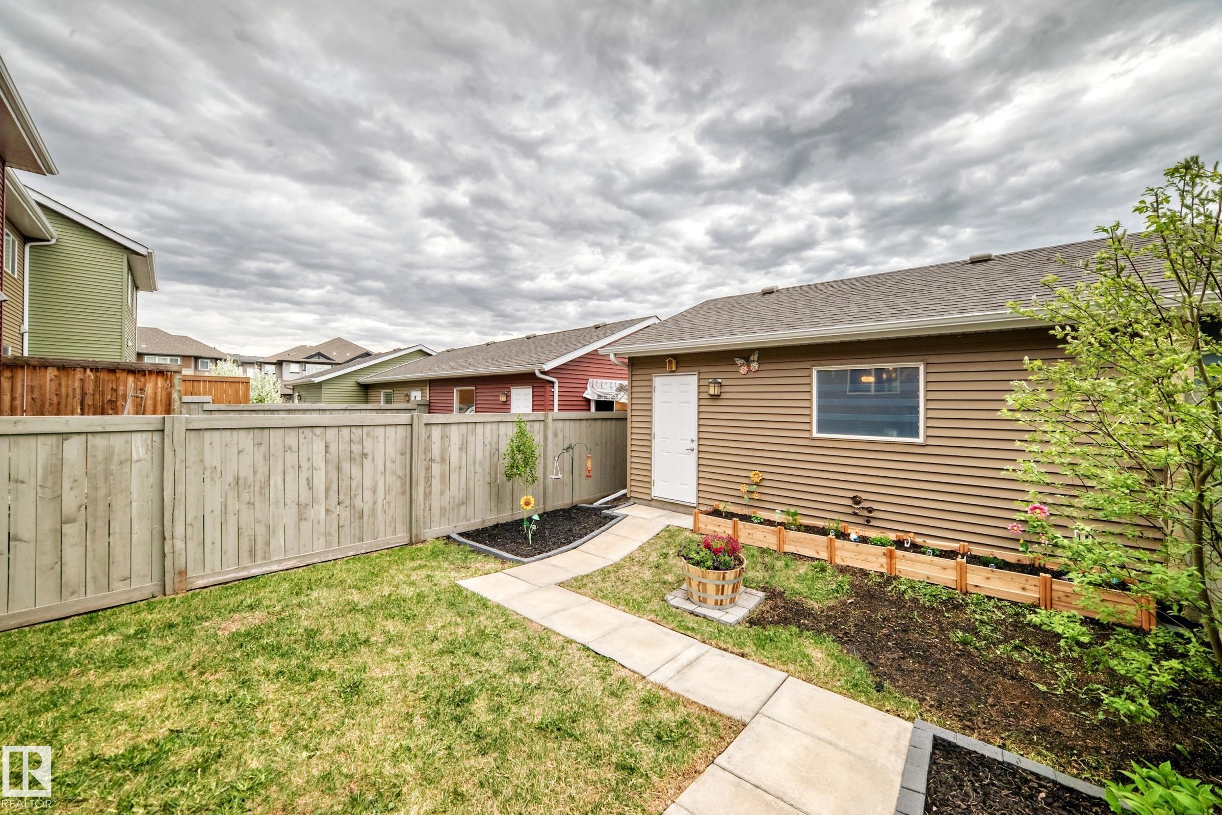 Photo 48 at 2125 24 Street NW, Laurel, Edmonton