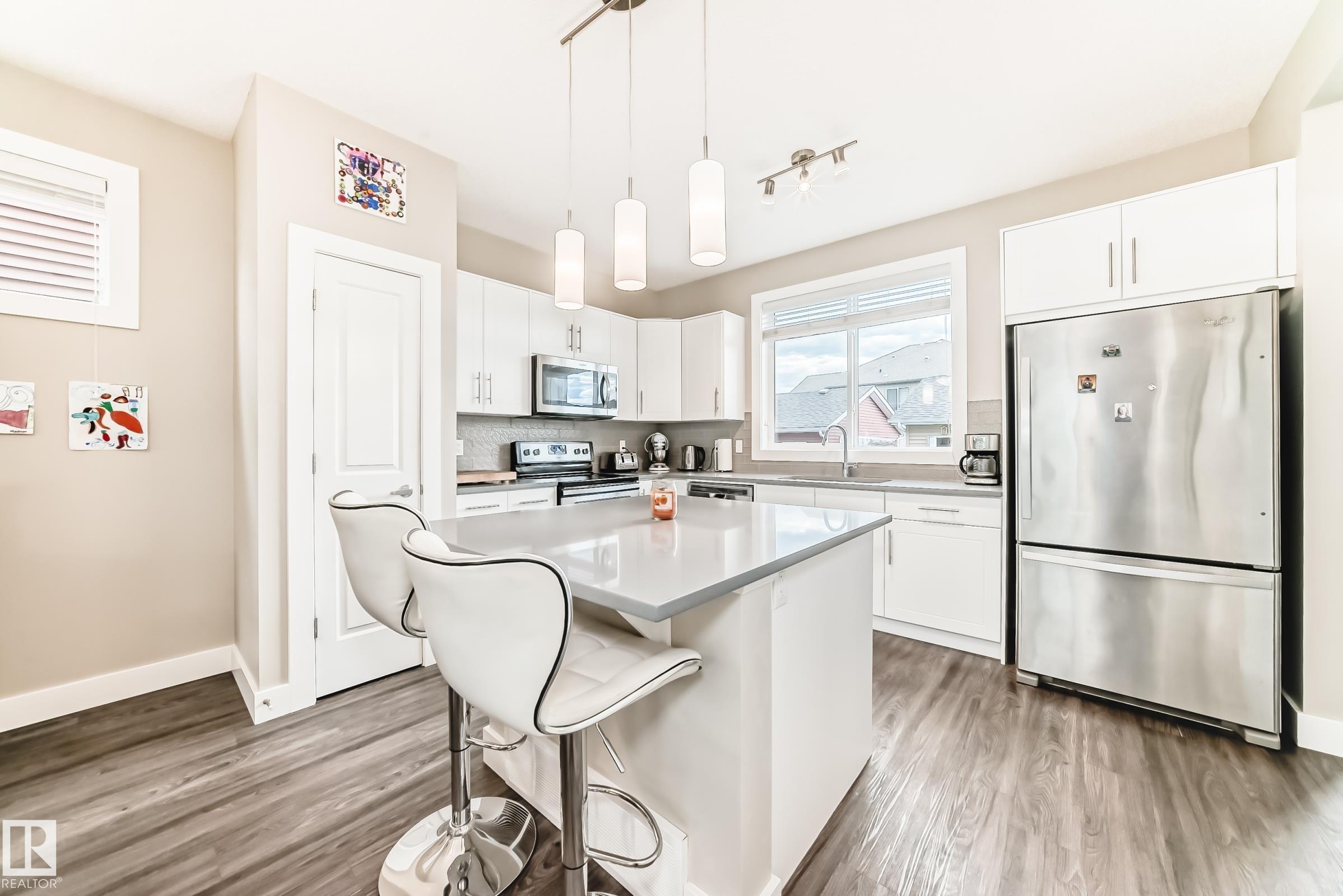 Photo 7 at 2125 24 Street NW, Laurel, Edmonton